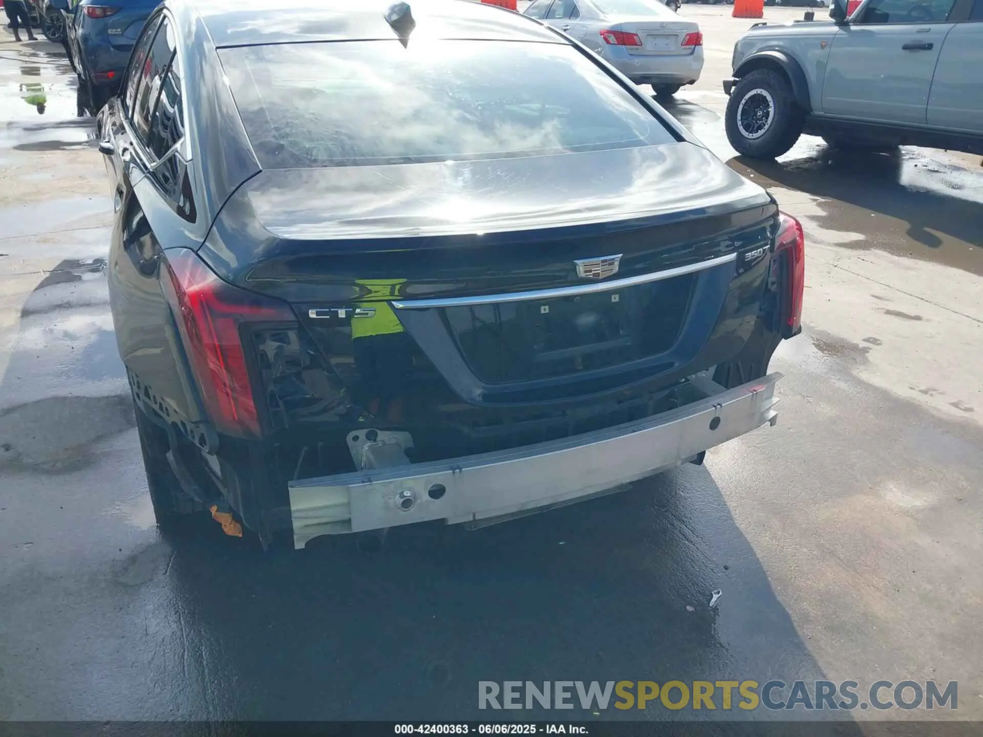 6 Photograph of a damaged car 1G6DN5RK7L0131194 CADILLAC CT5 2020
