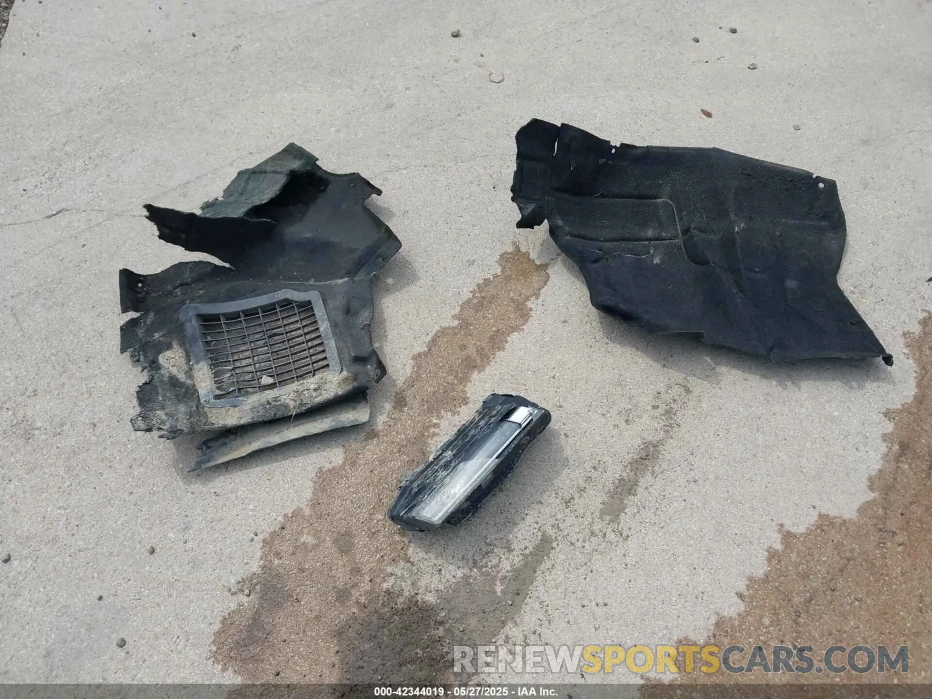 12 Photograph of a damaged car 1G6DN5RW6L0149883 CADILLAC CT5 2020