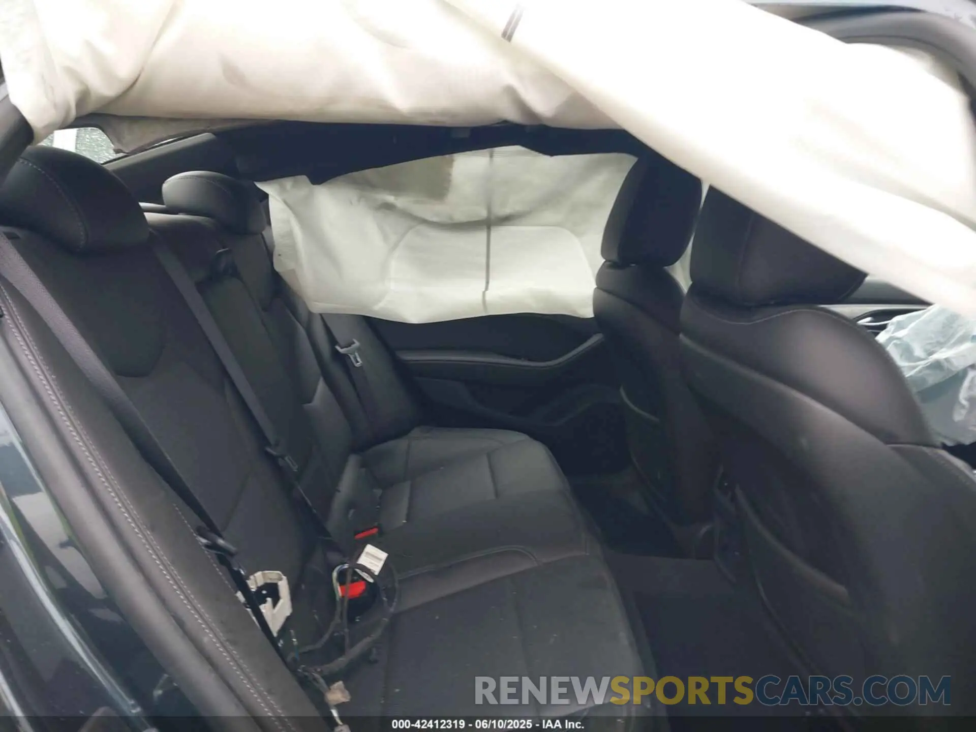 8 Photograph of a damaged car 1G6DT5RK9L0129078 CADILLAC CT5 2020