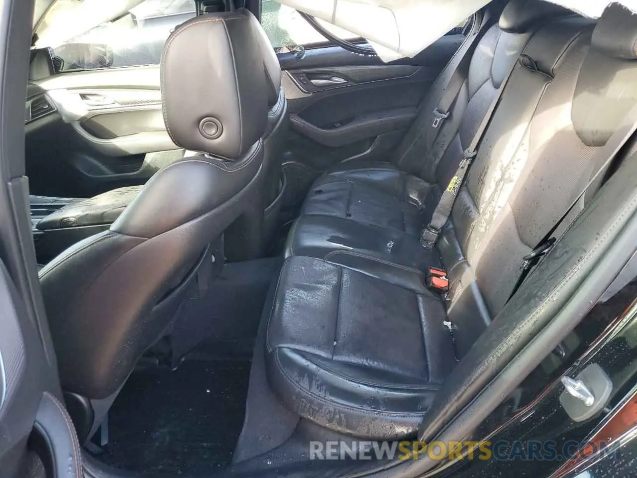 10 Photograph of a damaged car 1G6DR5RW0M0130767 CADILLAC CT5 2021