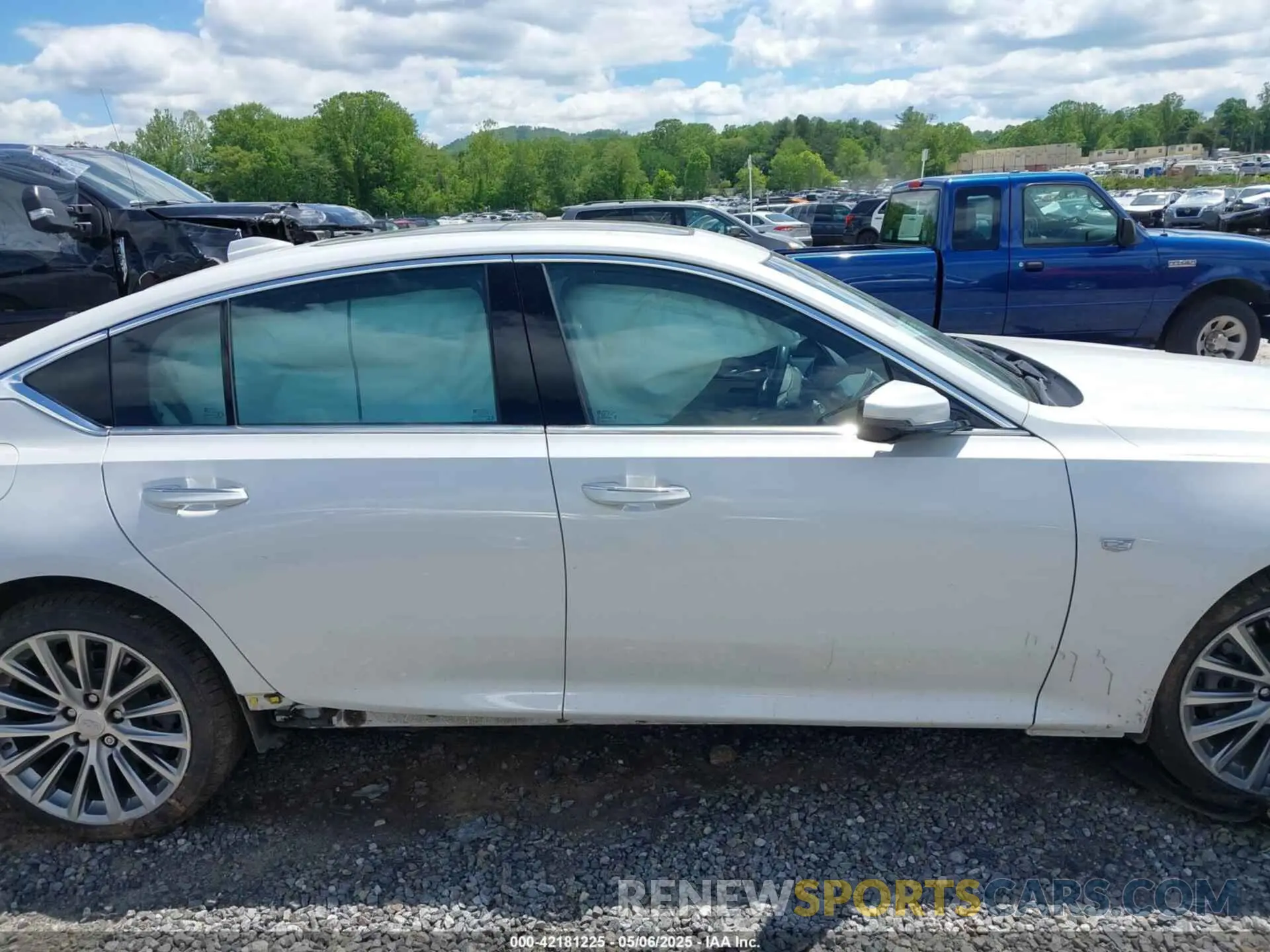 14 Photograph of a damaged car 1G6DT5RW5M0143287 CADILLAC CT5 2021