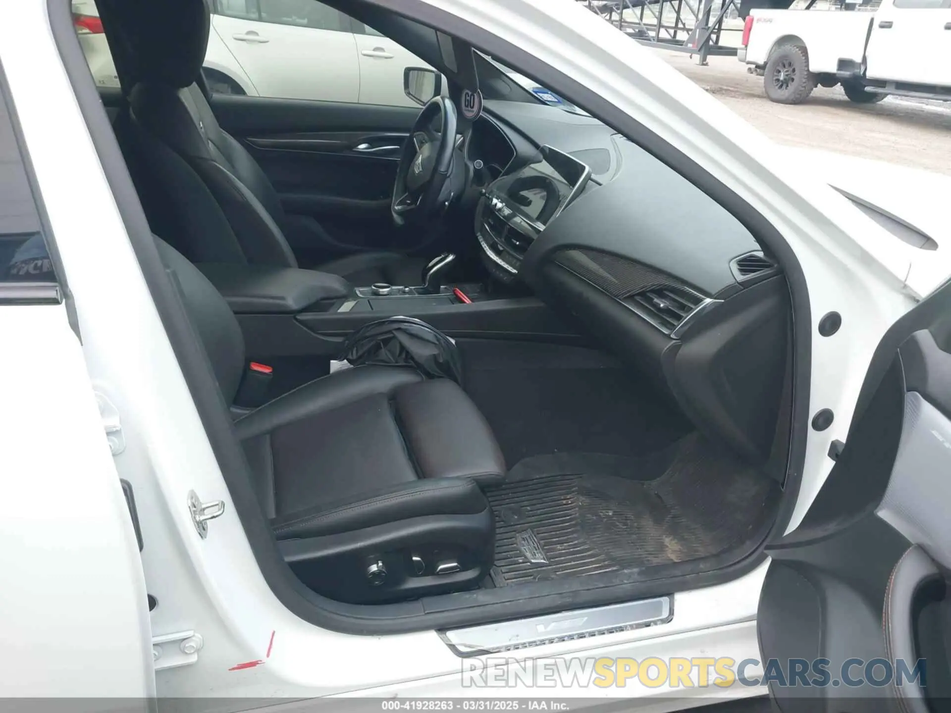 5 Photograph of a damaged car 1G6DV5RW2M0128157 CADILLAC CT5 2021