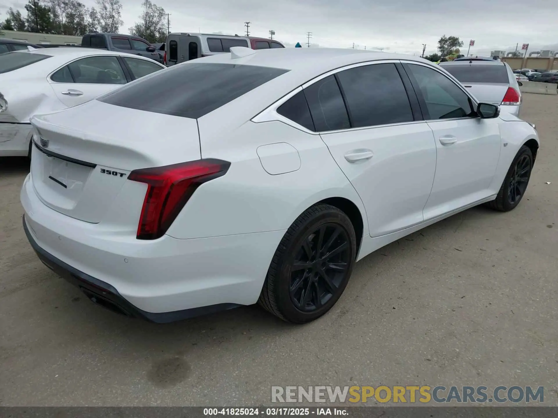 4 Photograph of a damaged car 1G6DM5RK6N0136036 CADILLAC CT5 2022