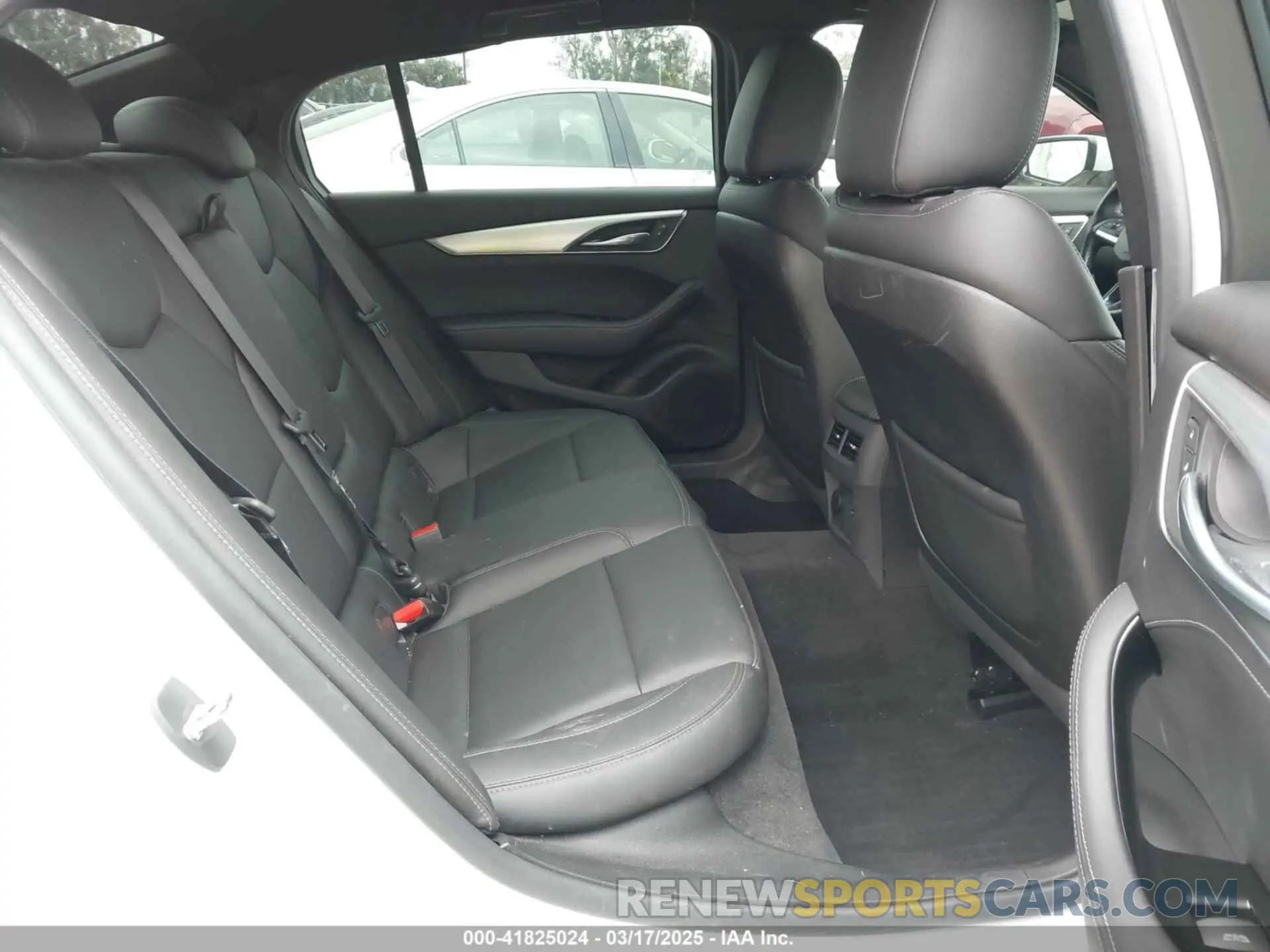 8 Photograph of a damaged car 1G6DM5RK6N0136036 CADILLAC CT5 2022