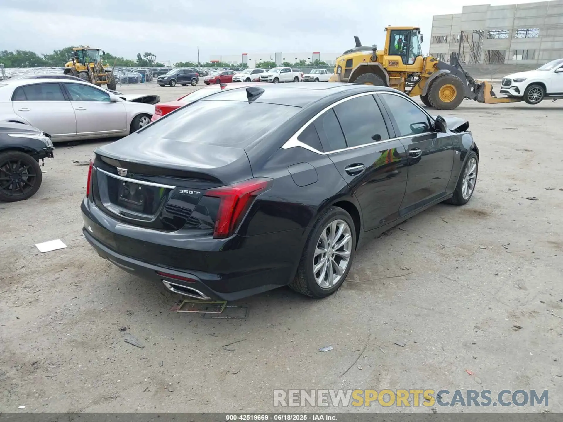 4 Photograph of a damaged car 1G6DN5RK2N0135513 CADILLAC CT5 2022