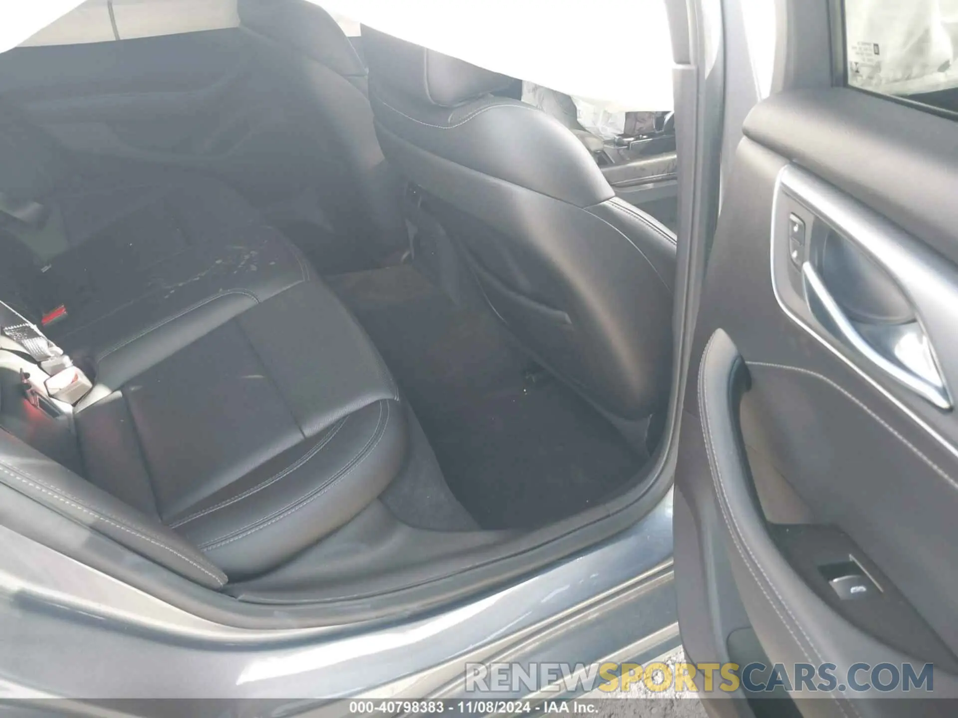8 Photograph of a damaged car 1G6DN5RK8N0117274 CADILLAC CT5 2022