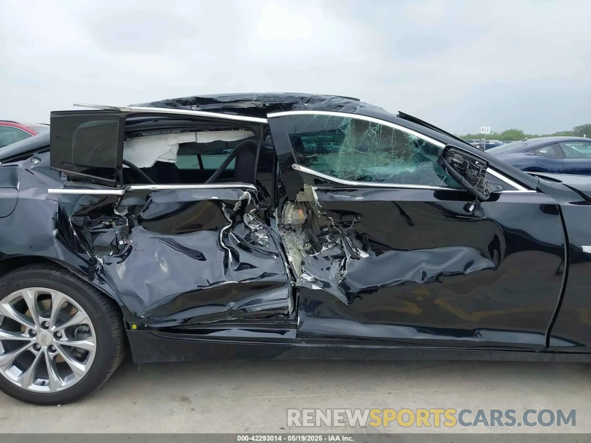 14 Photograph of a damaged car 1G6DN5RK7P0119990 CADILLAC CT5 2023