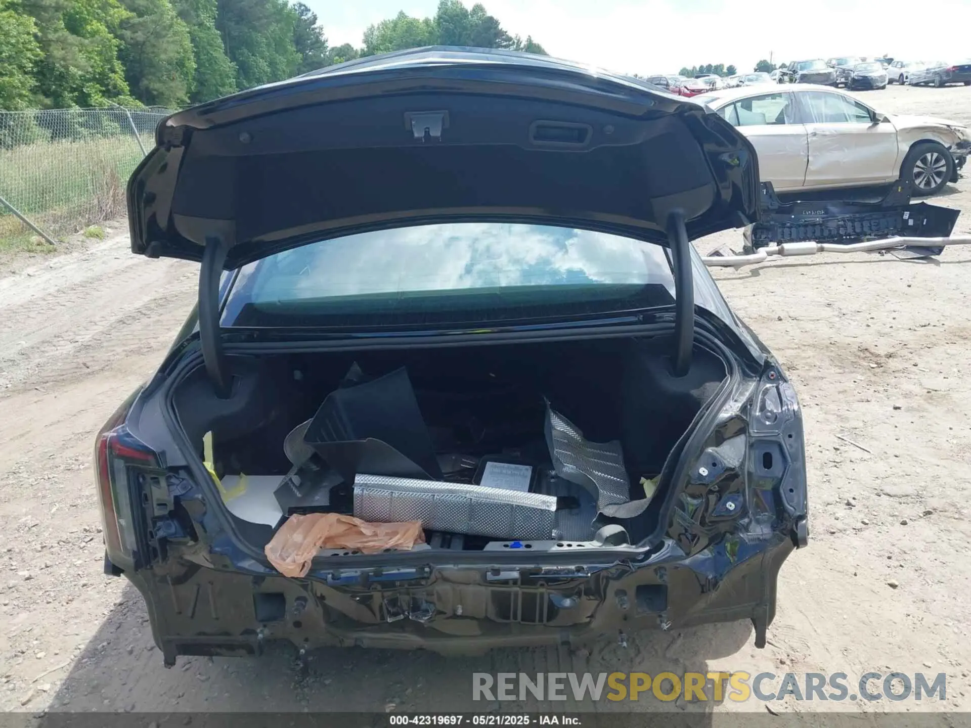 17 Photograph of a damaged car 1G6DP5RK3R0127081 CADILLAC CT5 2024