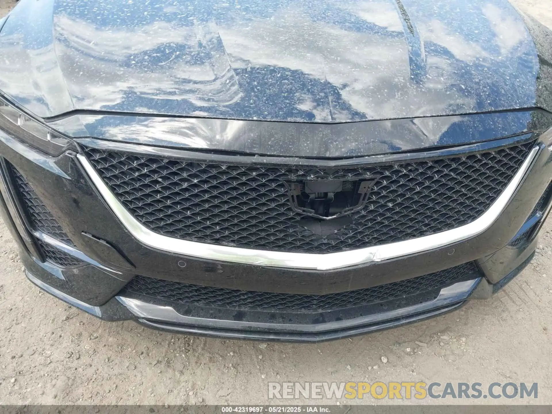 18 Photograph of a damaged car 1G6DP5RK3R0127081 CADILLAC CT5 2024