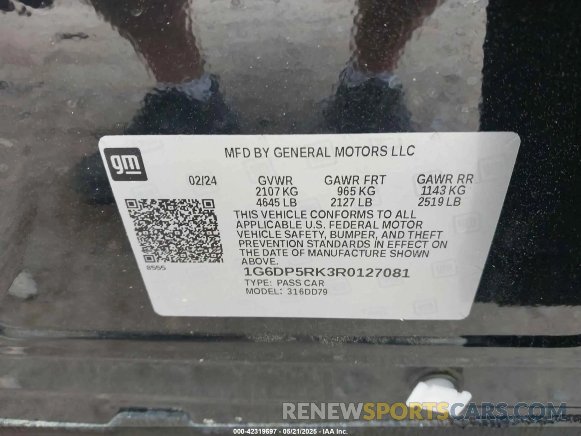 9 Photograph of a damaged car 1G6DP5RK3R0127081 CADILLAC CT5 2024
