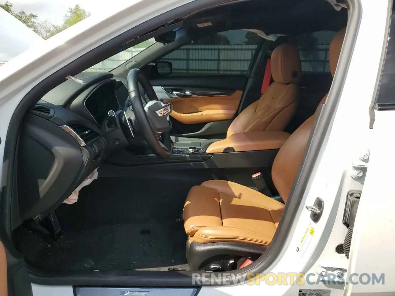 7 Photograph of a damaged car 1G6DR5RW9R0110931 CADILLAC CT5 2024