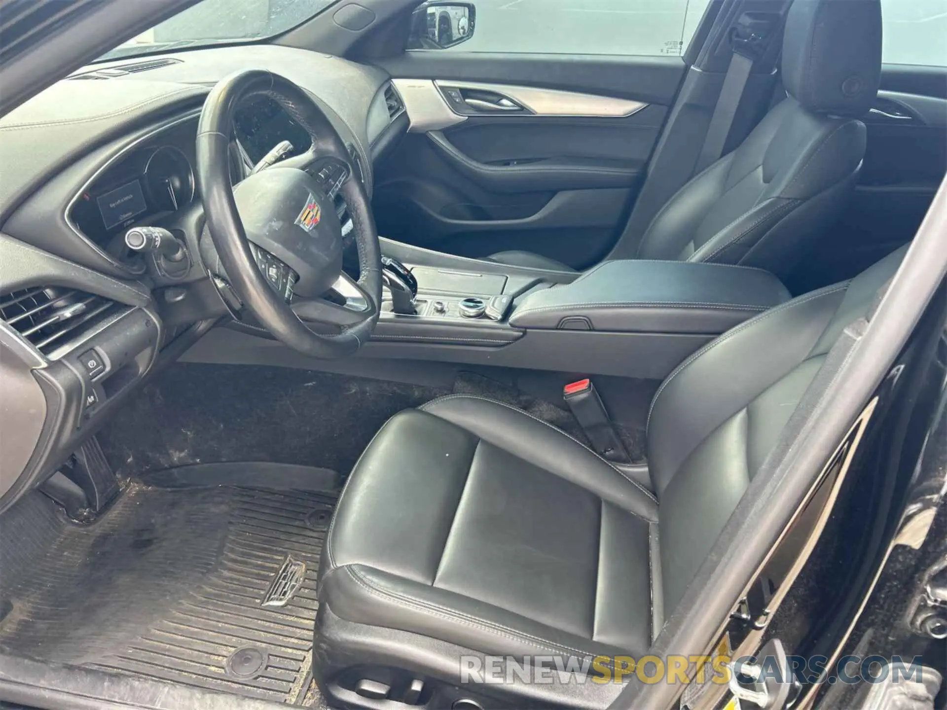 14 Photograph of a damaged car 1G6DX5RK6R0128581 CADILLAC CT5 2024