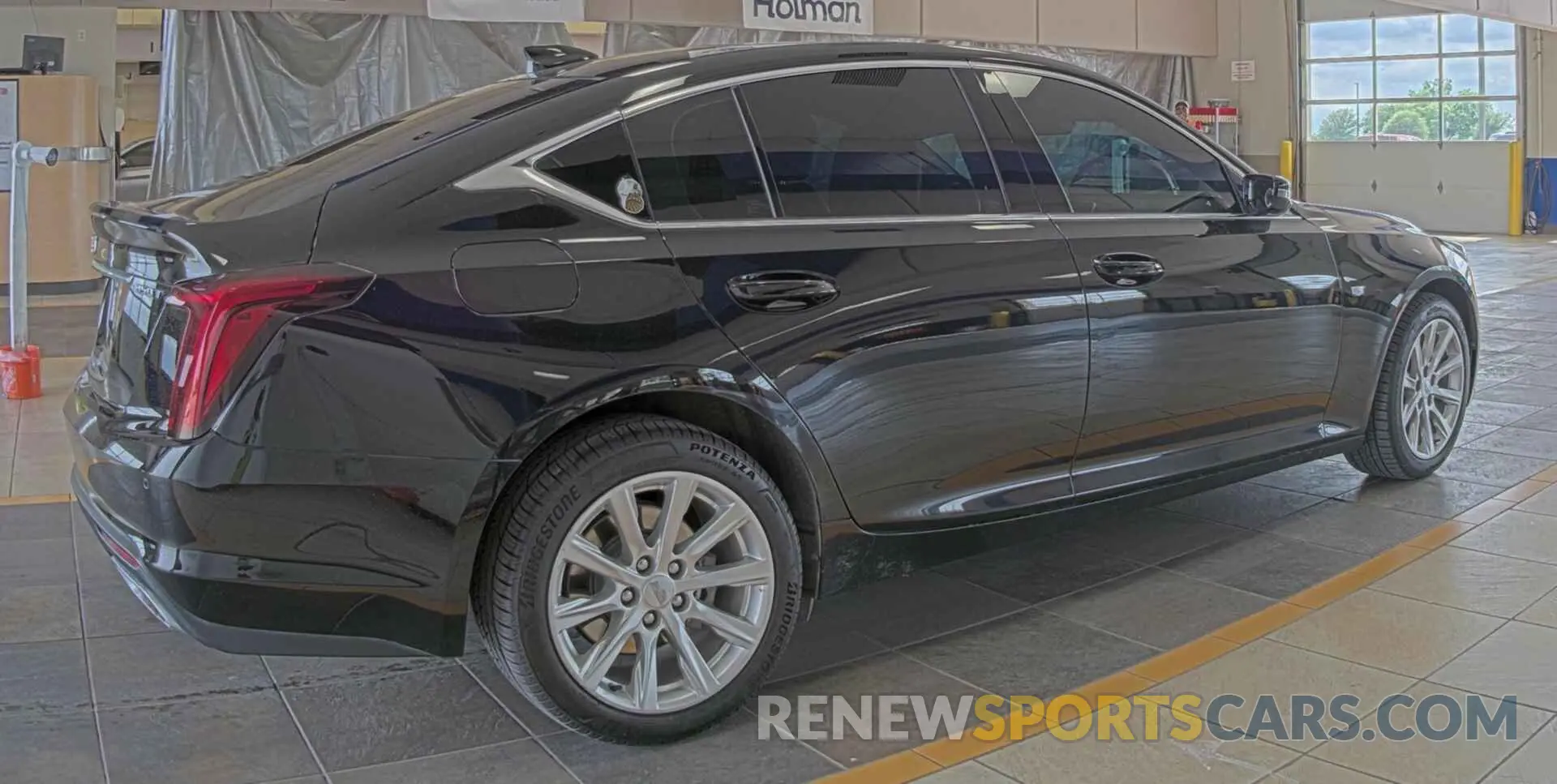 8 Photograph of a damaged car 1G6DX5RK6R0128581 CADILLAC CT5 2024