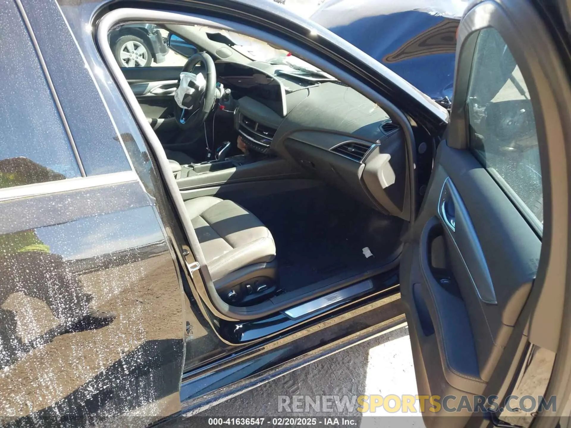 5 Photograph of a damaged car 1G6DN5RK2S0106377 CADILLAC CT5 2025