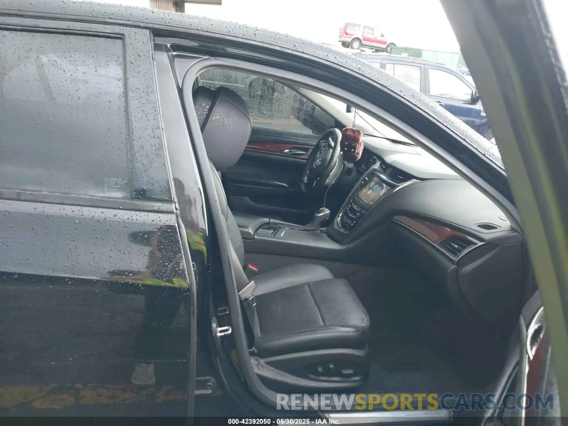 5 Photograph of a damaged car 1G6D25R60N0860474 CADILLAC CT5-V 2022