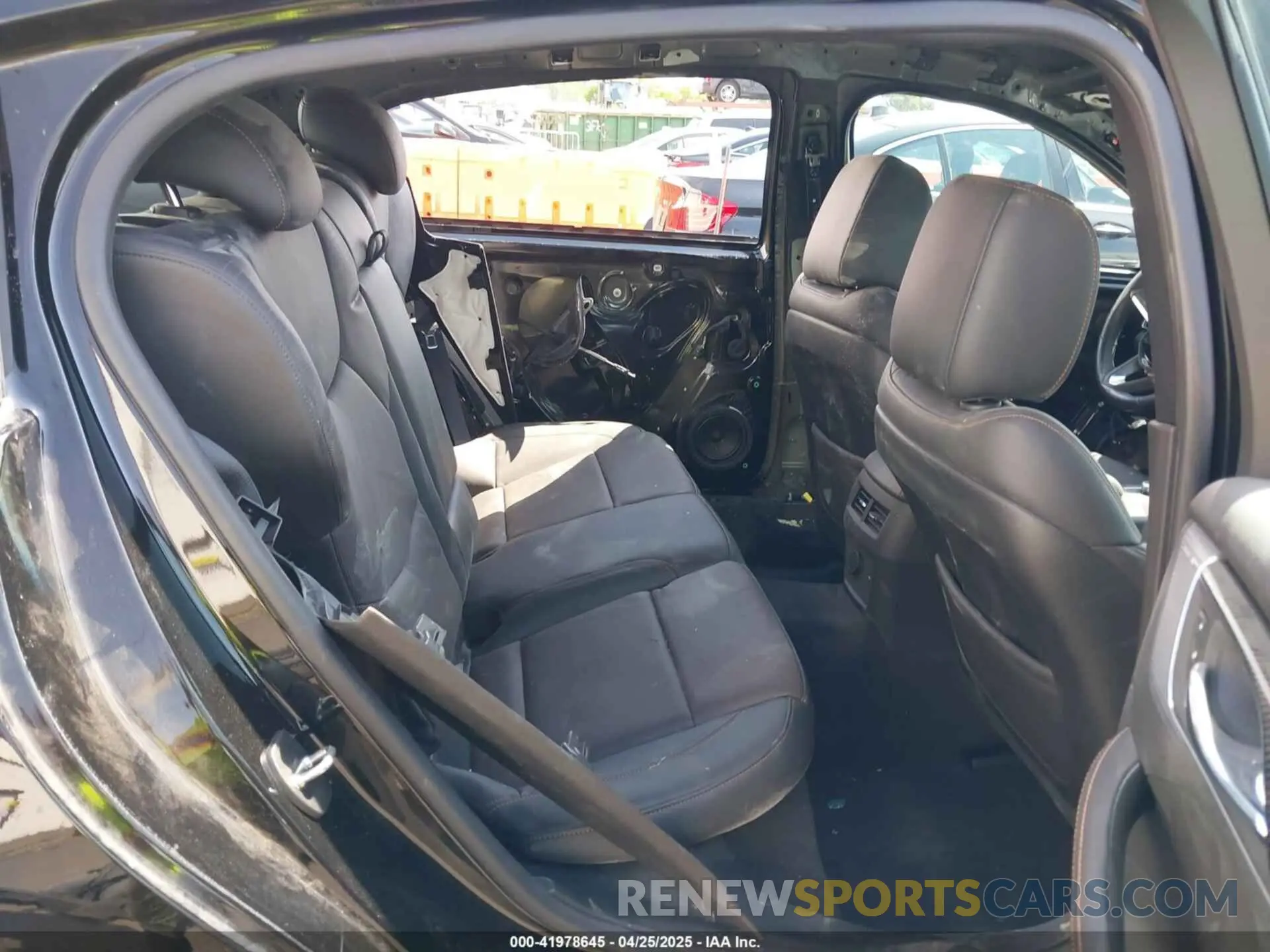 7 Photograph of a damaged car 1G6DV5RW7P0126232 CADILLAC CT5-V 2023