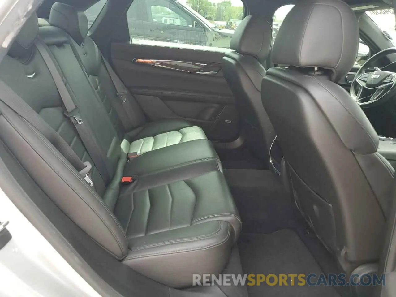 10 Photograph of a damaged car 1G6KB5RS3KU134701 CADILLAC CT6 2019