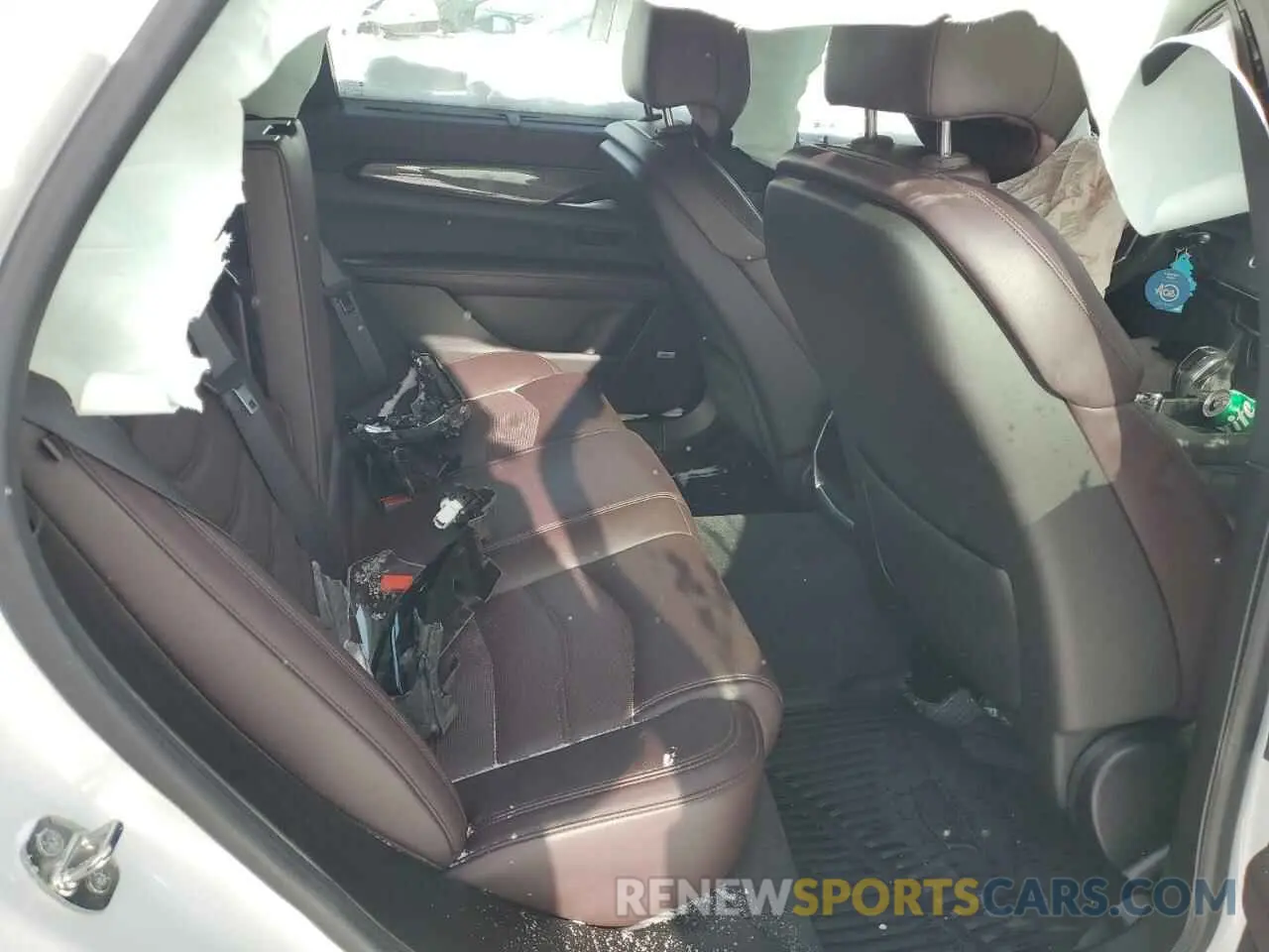 11 Photograph of a damaged car 1G6KN5R64KU115195 CADILLAC CT6 2019