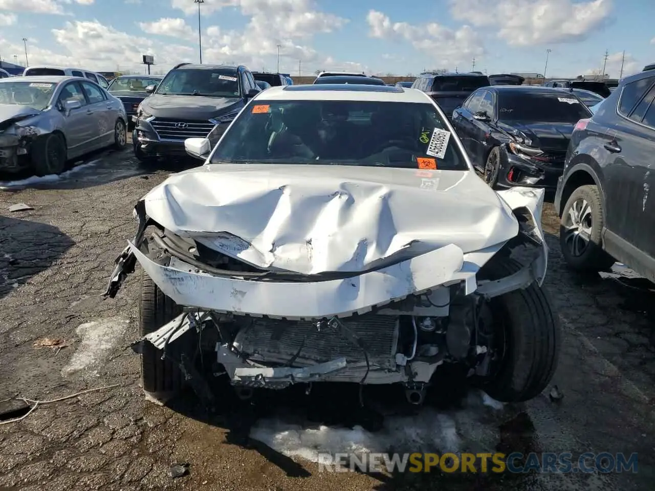 5 Photograph of a damaged car 1G6KN5R64KU115195 CADILLAC CT6 2019