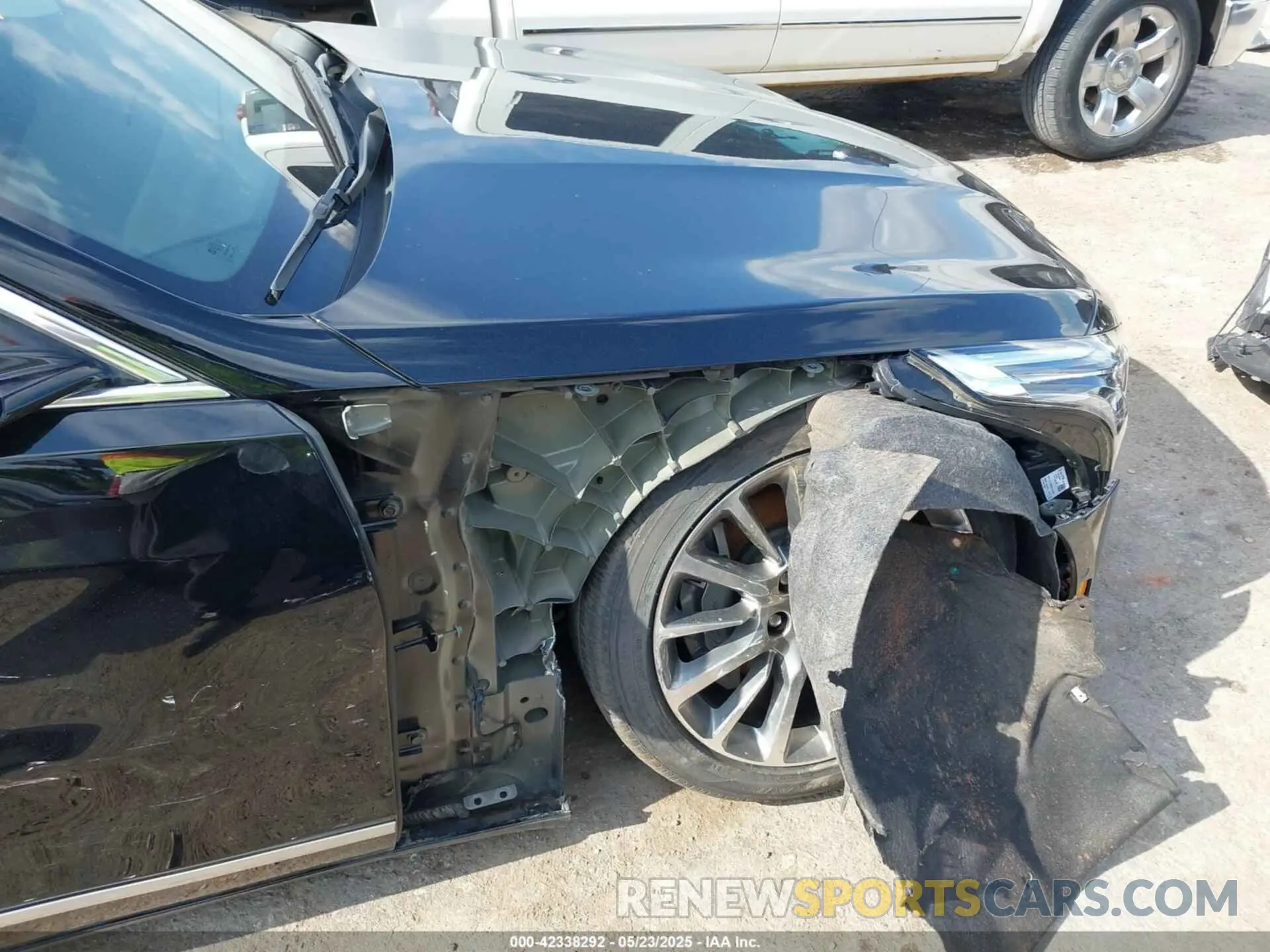 6 Photograph of a damaged car 1G6KT5R67KU129517 CADILLAC CT6 2019