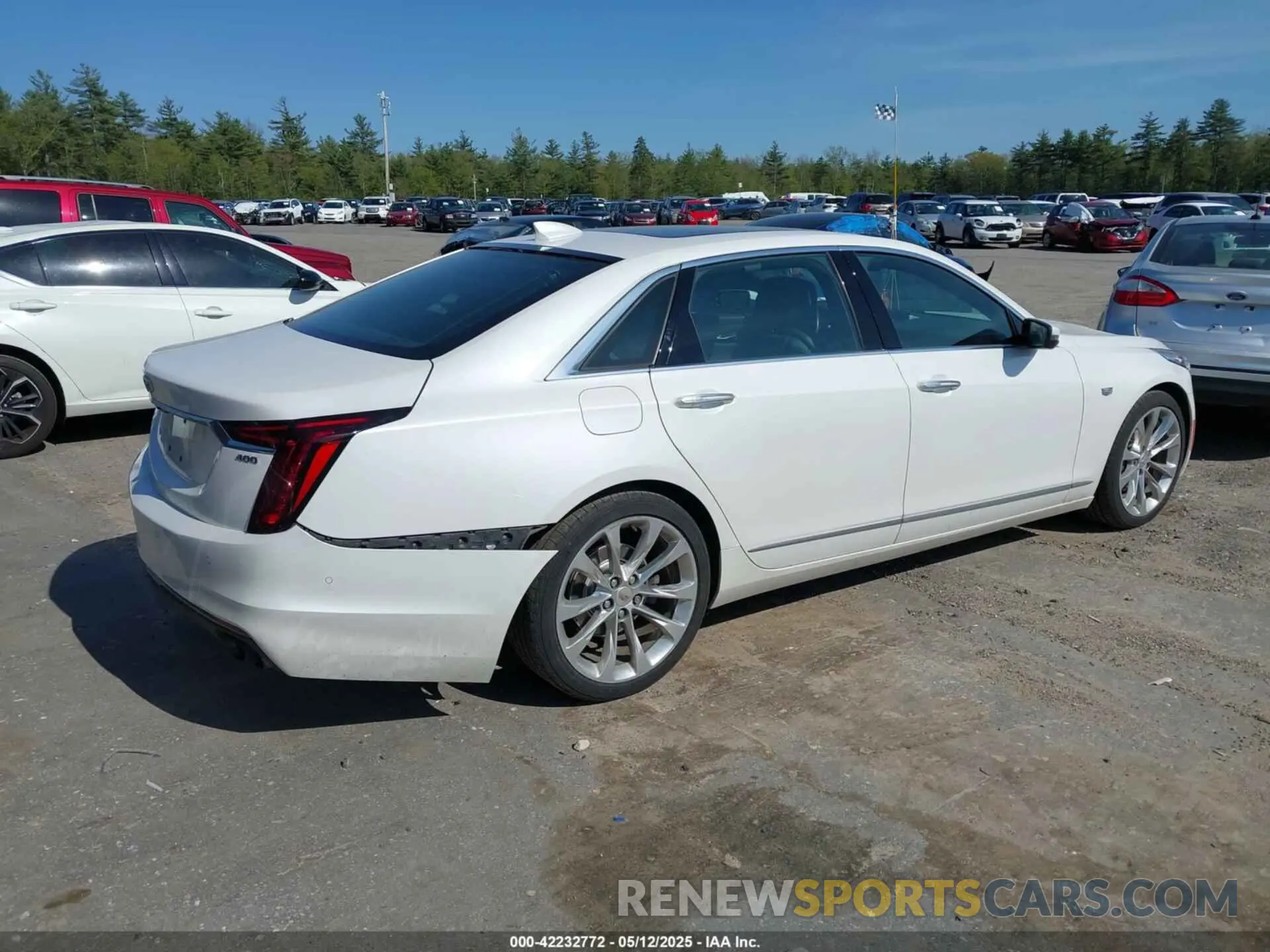 4 Photograph of a damaged car 1G6KE5RS0LU100269 CADILLAC CT6 2020