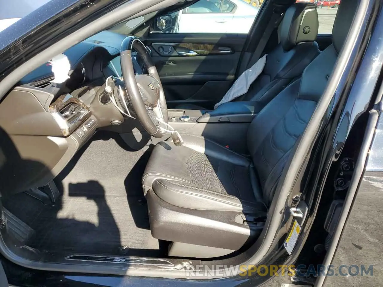 7 Photograph of a damaged car 1G6KE5RS8LU104070 CADILLAC CT6 2020