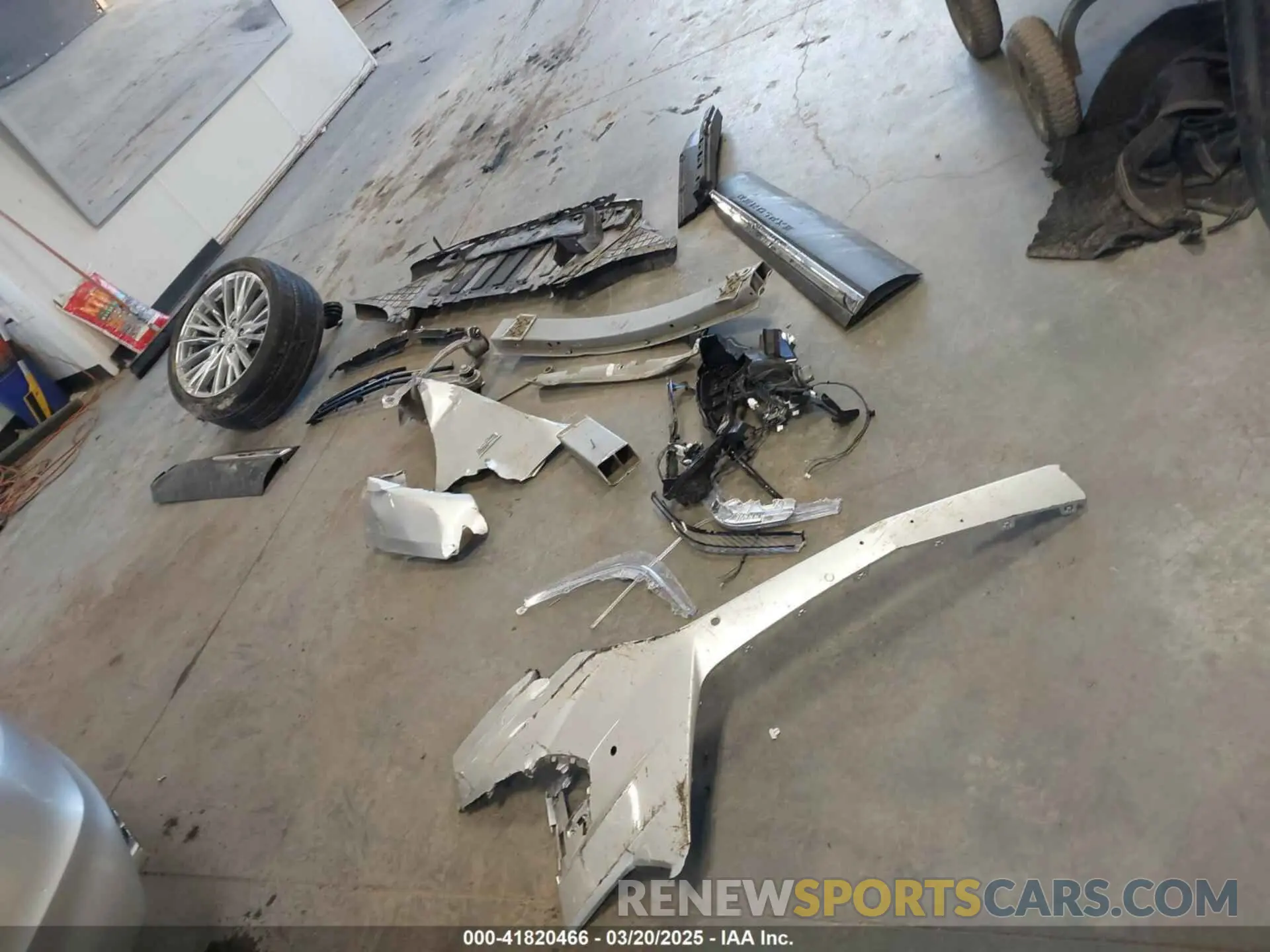 12 Photograph of a damaged car 1G6KE5RS8LU109995 CADILLAC CT6 2020