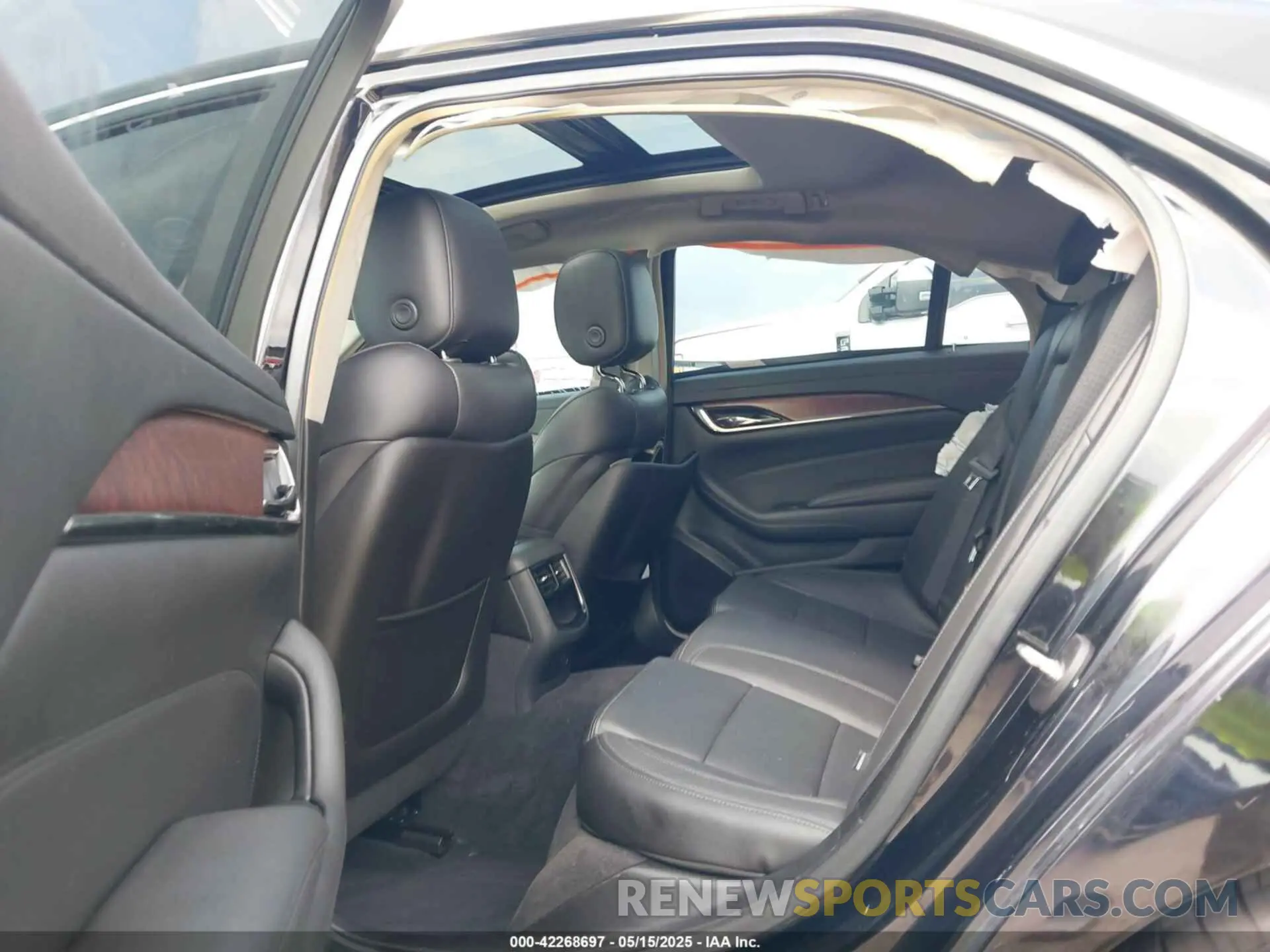 8 Photograph of a damaged car 1G6AP5SX0K0141809 CADILLAC CTS 2019