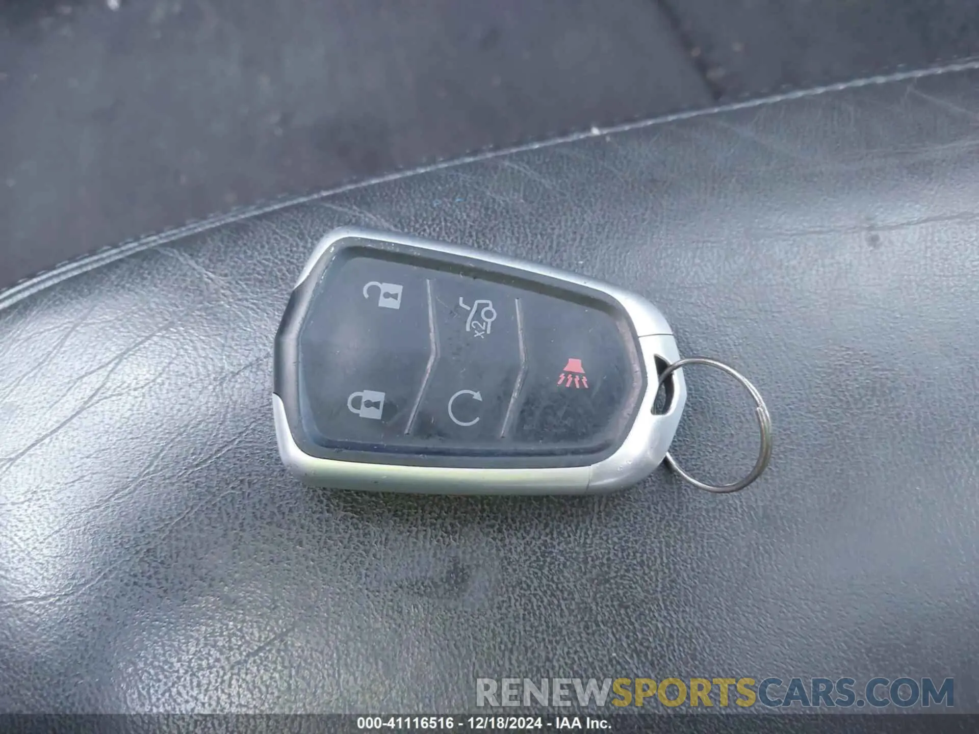 11 Photograph of a damaged car 1G6AR5SS5K0131355 CADILLAC CTS 2019