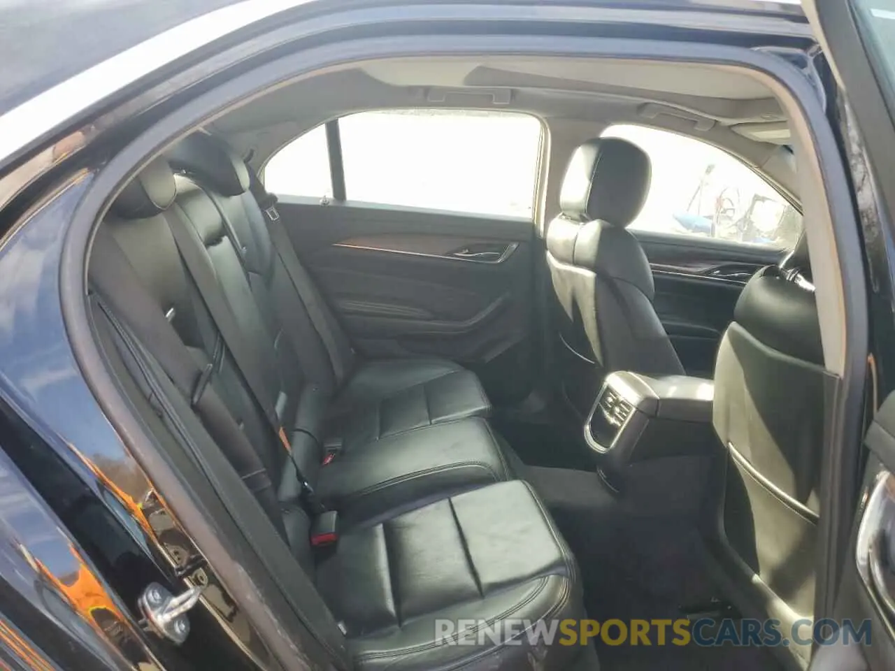 11 Photograph of a damaged car 1G6AR5SS9K0132380 CADILLAC CTS 2019