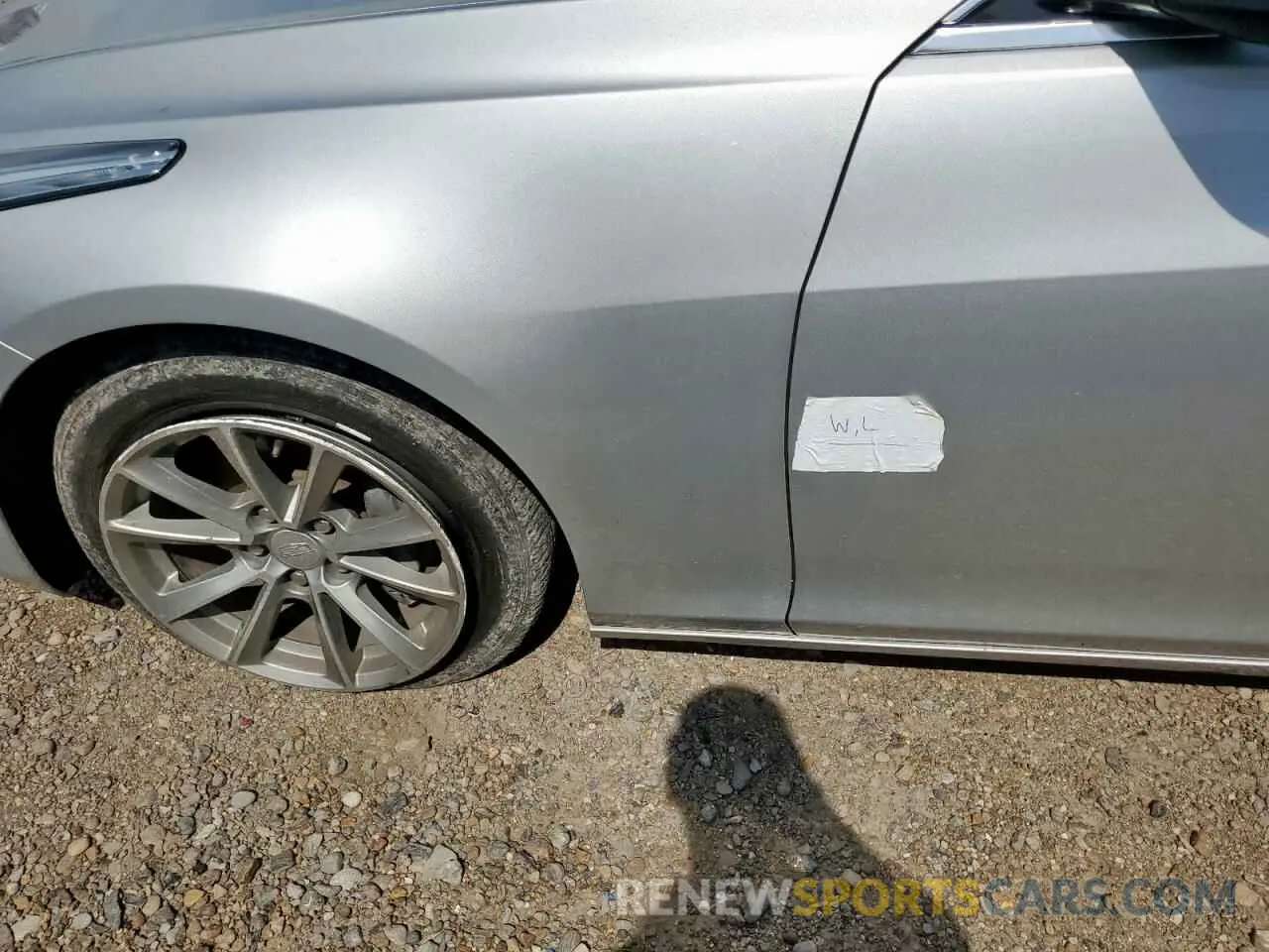 12 Photograph of a damaged car 1G6AR5SSXK0111005 CADILLAC CTS 2019