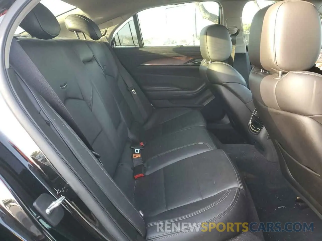 10 Photograph of a damaged car 1G6AS5SSXK0141755 CADILLAC CTS 2019