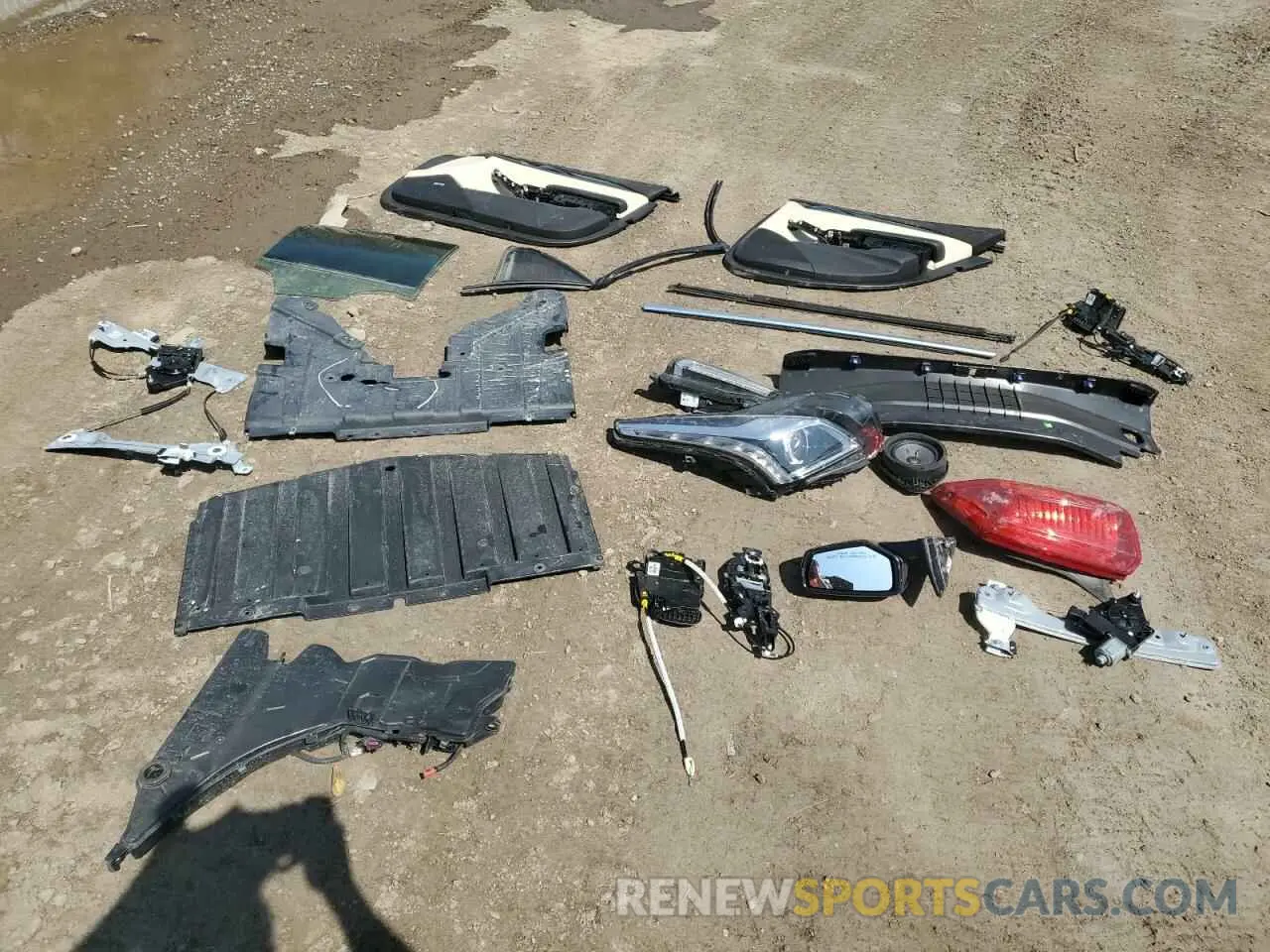 12 Photograph of a damaged car 1G6AX5SS1K0101825 CADILLAC CTS 2019