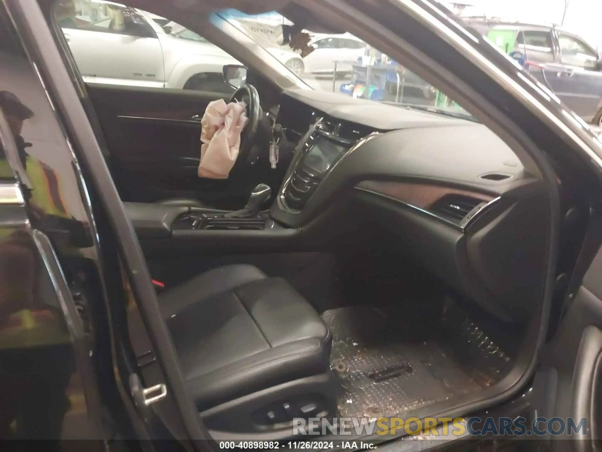 5 Photograph of a damaged car 1G6AX5SSXK0145788 CADILLAC CTS 2019