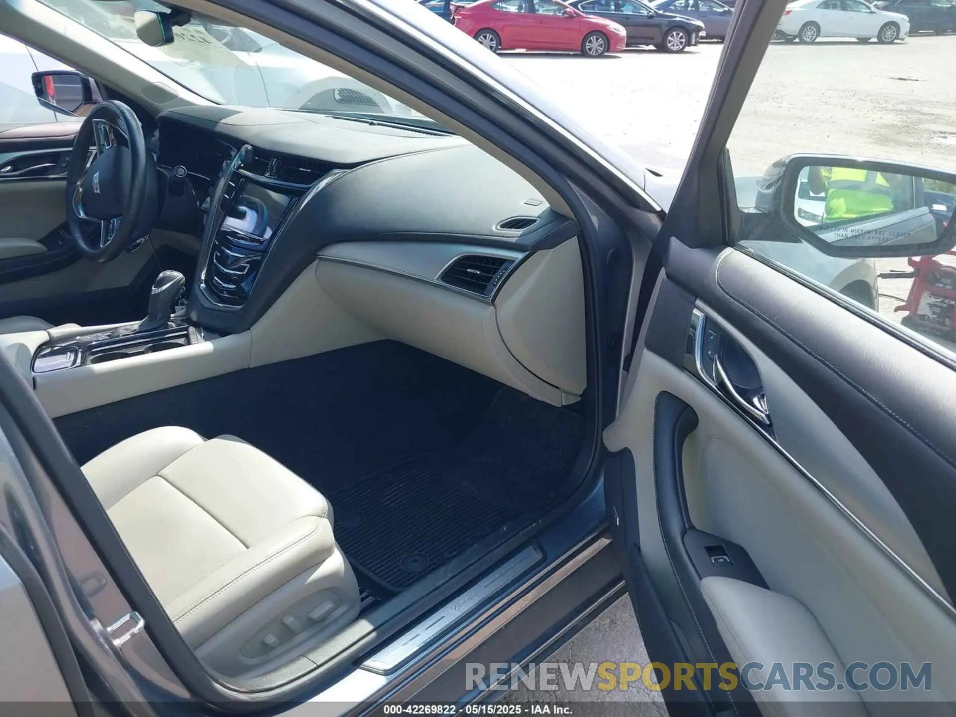 5 Photograph of a damaged car 1G6AX5SX3K0121389 CADILLAC CTS 2019