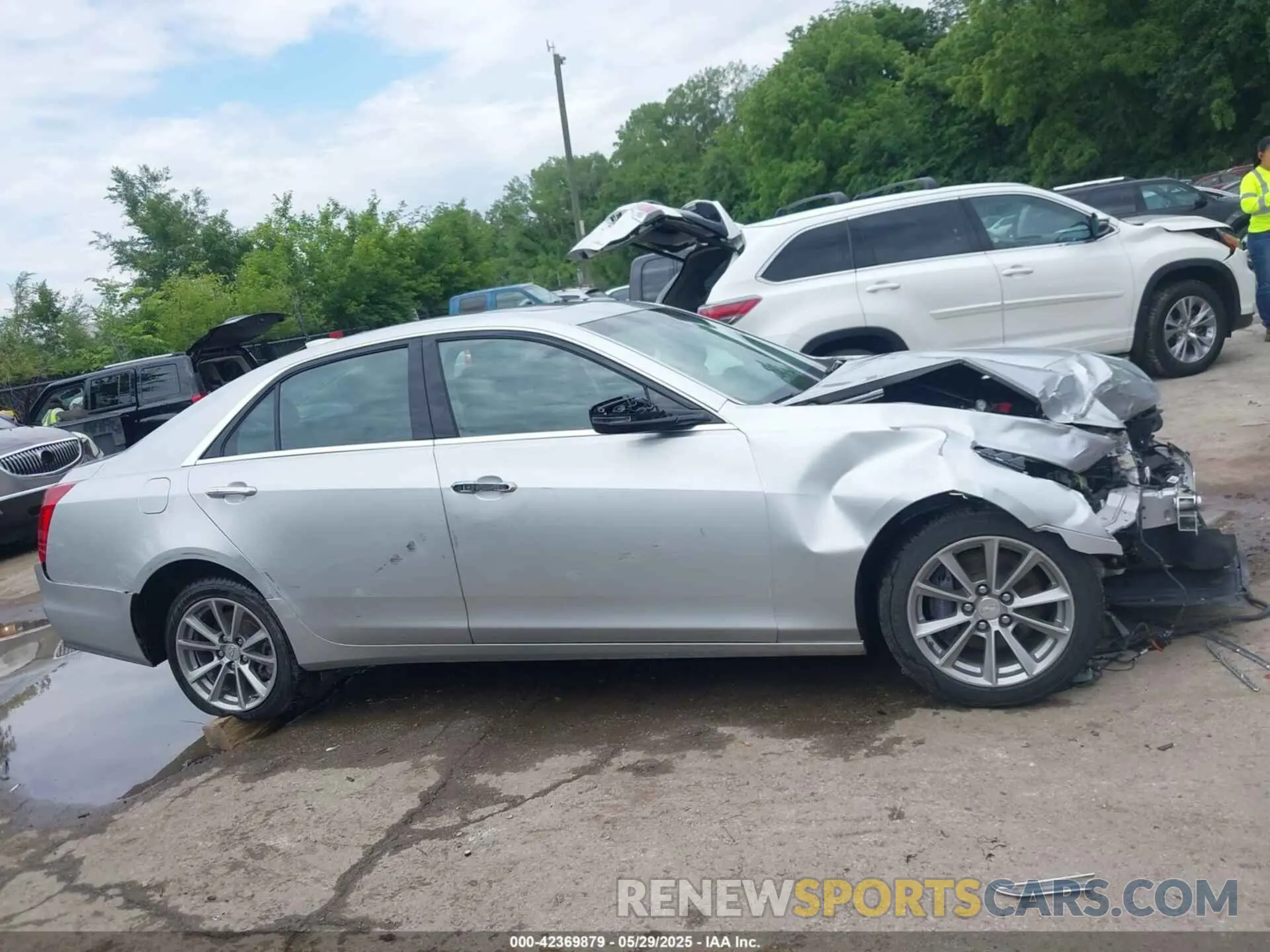 14 Photograph of a damaged car 1G6AX5SX9K0144238 CADILLAC CTS 2019