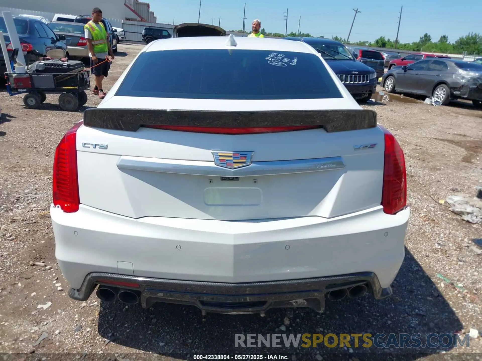 17 Photograph of a damaged car 1G6A15S68K0144031 CADILLAC CTS-V 2019