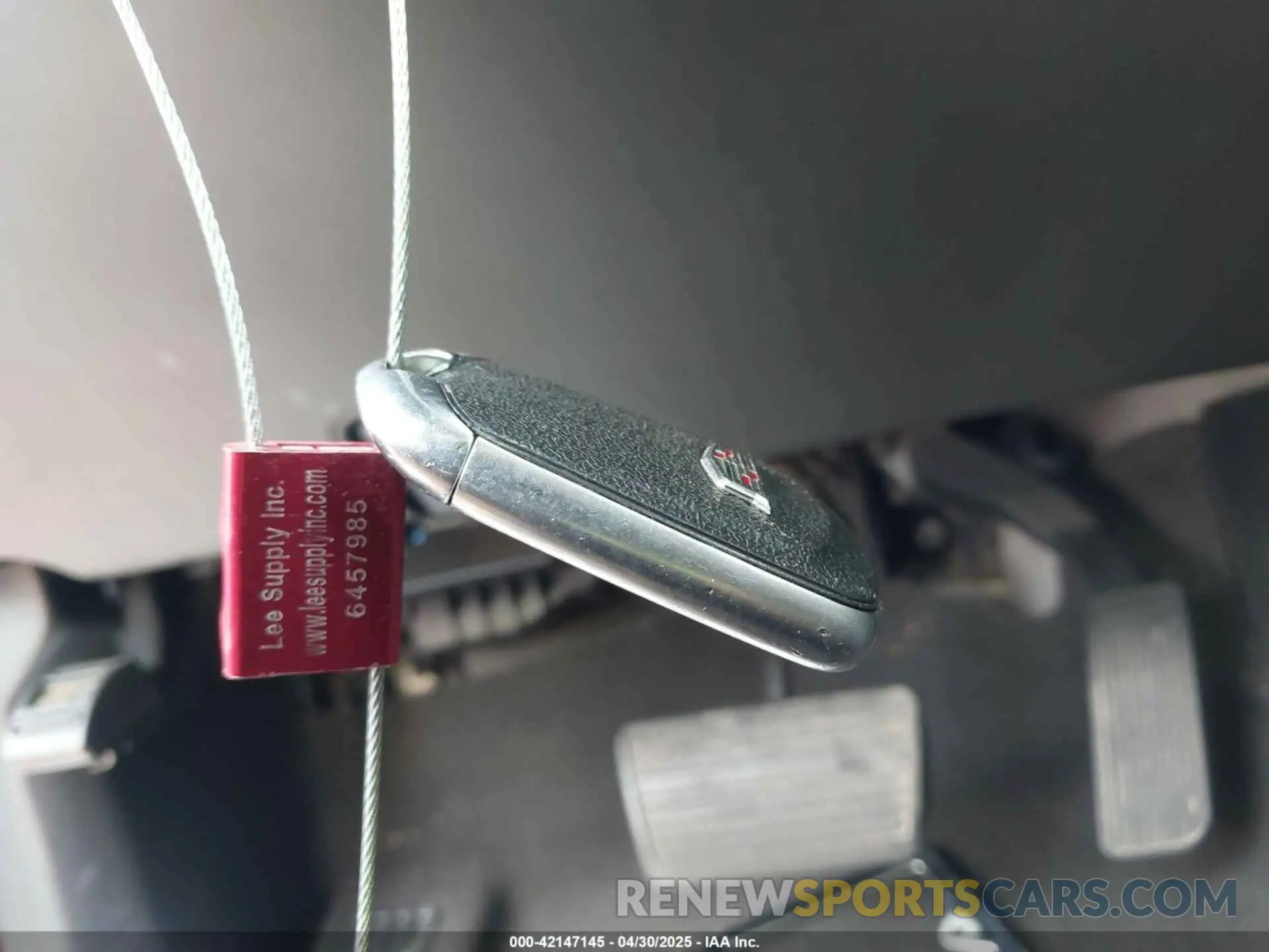 11 Photograph of a damaged car 1GYS3BKJ7KR342801 CADILLAC ESCALADE 2019