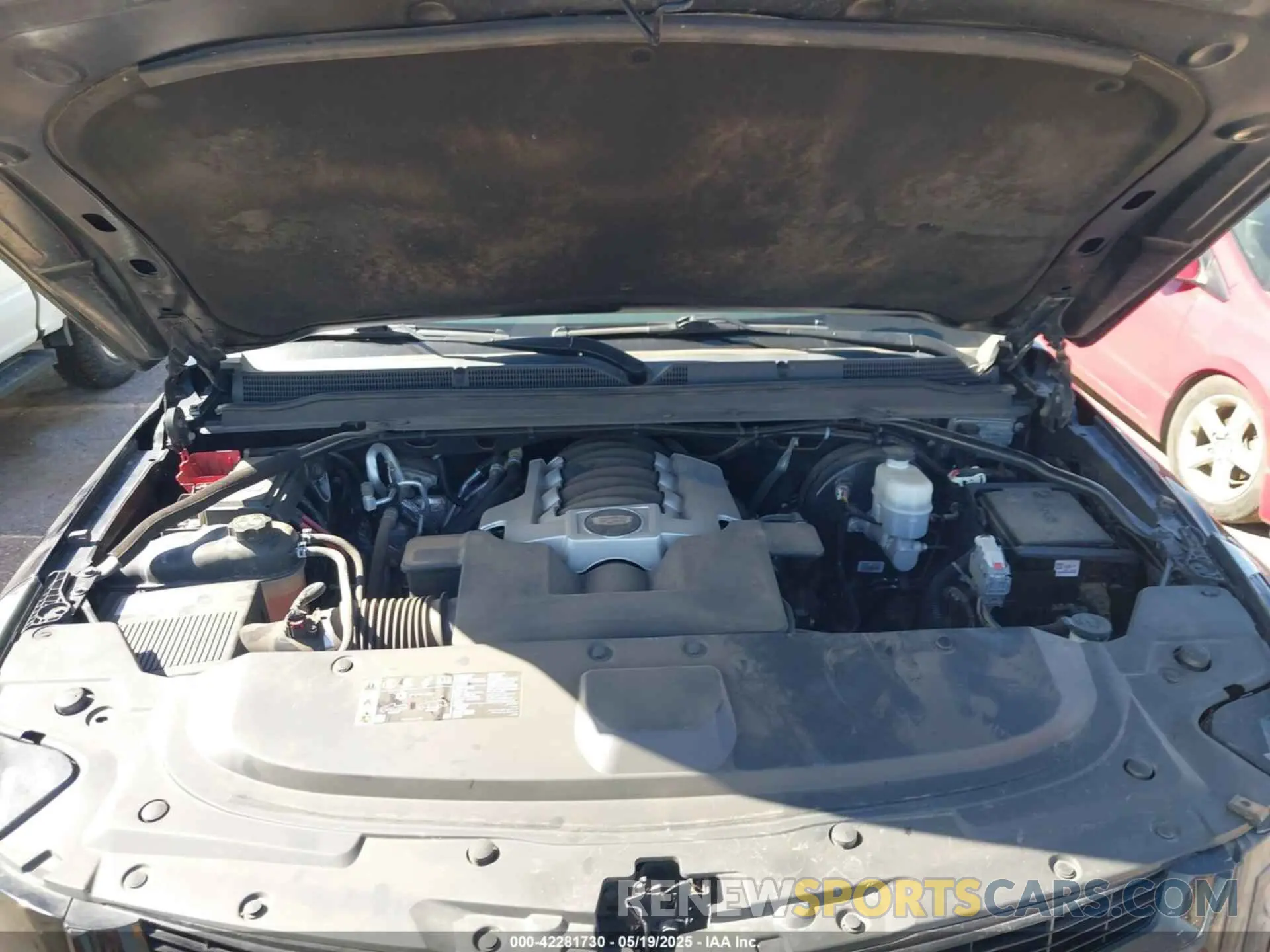 10 Photograph of a damaged car 1GYS3CKJ8KR307075 CADILLAC ESCALADE 2019