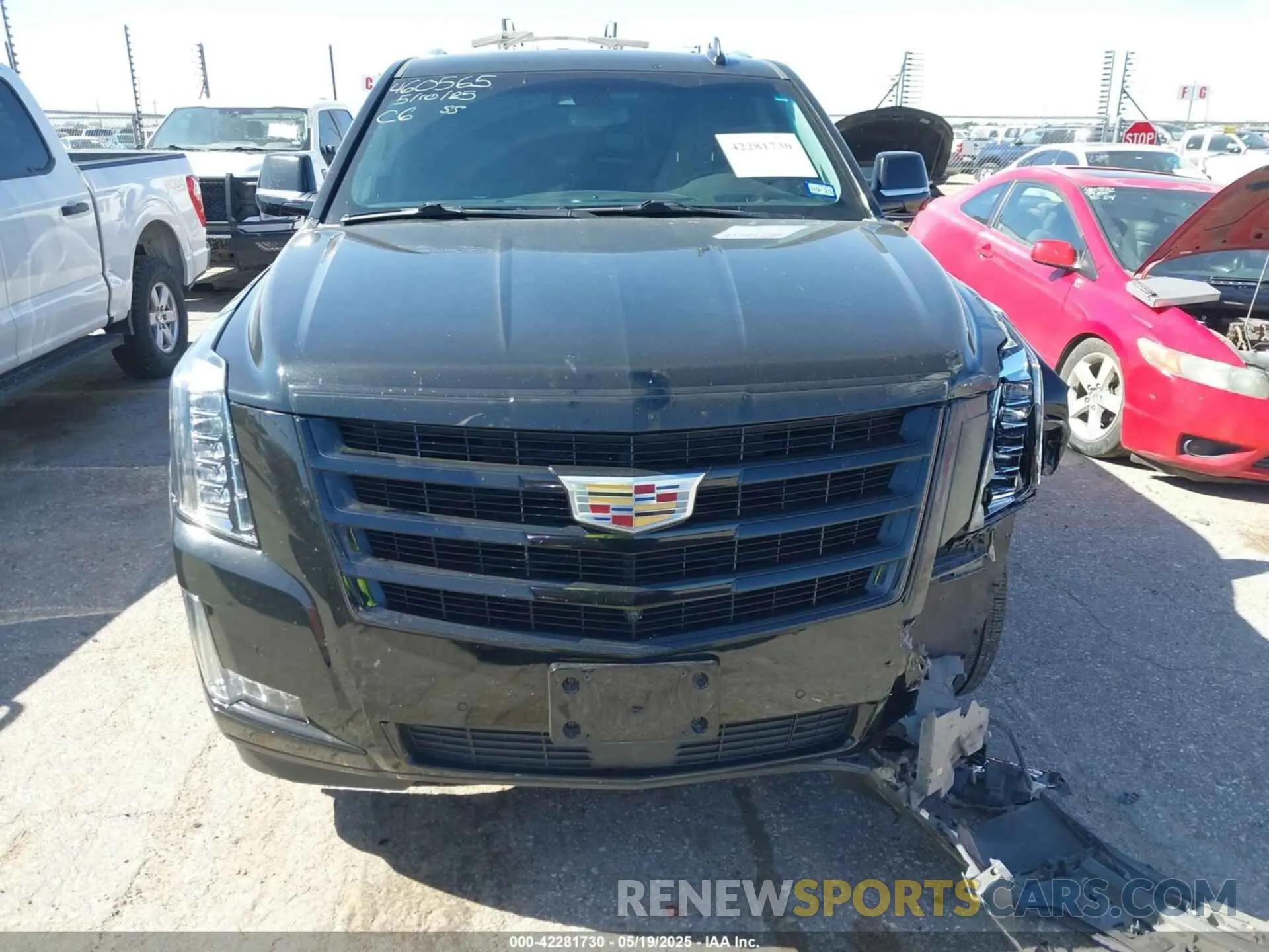 12 Photograph of a damaged car 1GYS3CKJ8KR307075 CADILLAC ESCALADE 2019