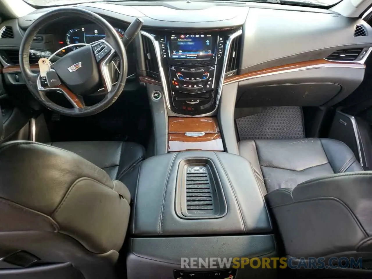8 Photograph of a damaged car 1GYS4BKJ0KR405668 CADILLAC ESCALADE 2019