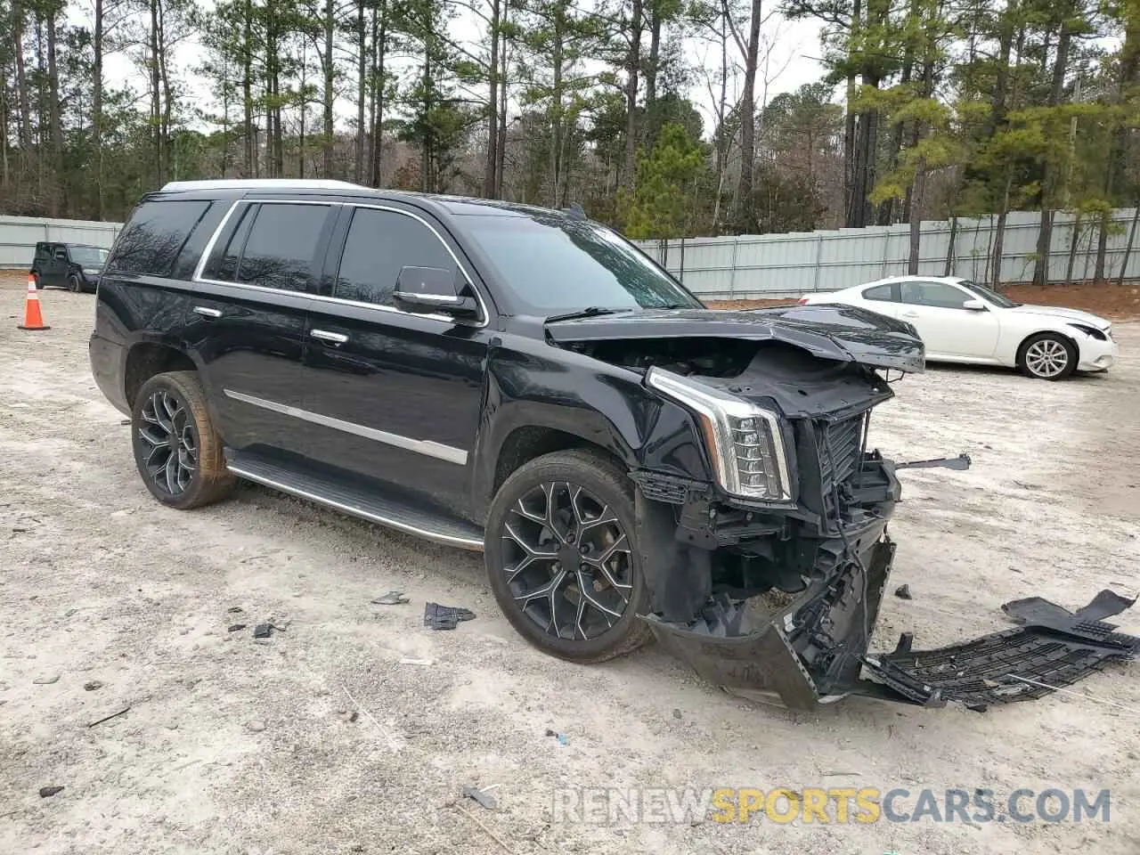 4 Photograph of a damaged car 1GYS4BKJ6KR273693 CADILLAC ESCALADE 2019