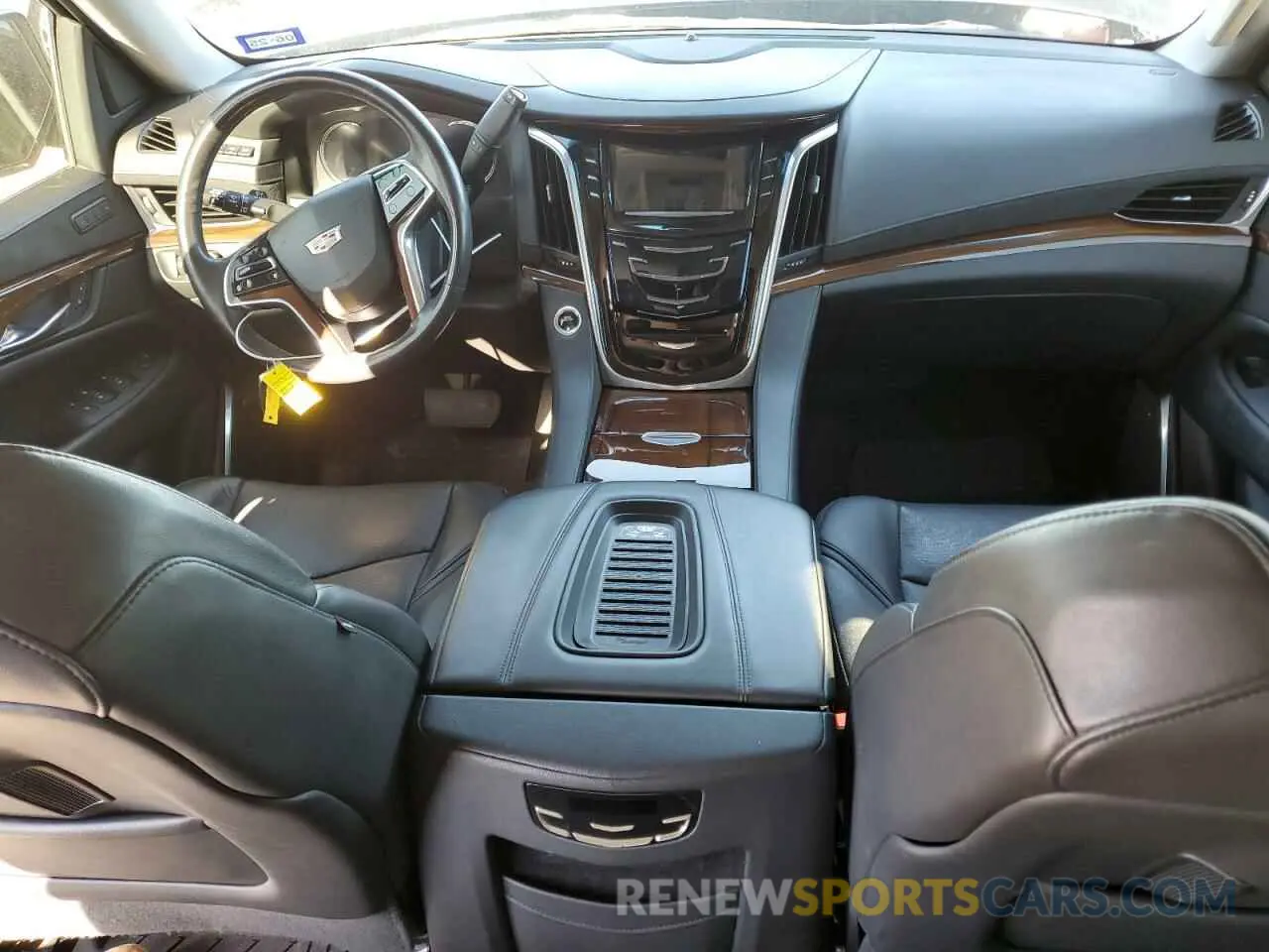 8 Photograph of a damaged car 1GYS4BKJXKR389513 CADILLAC ESCALADE 2019