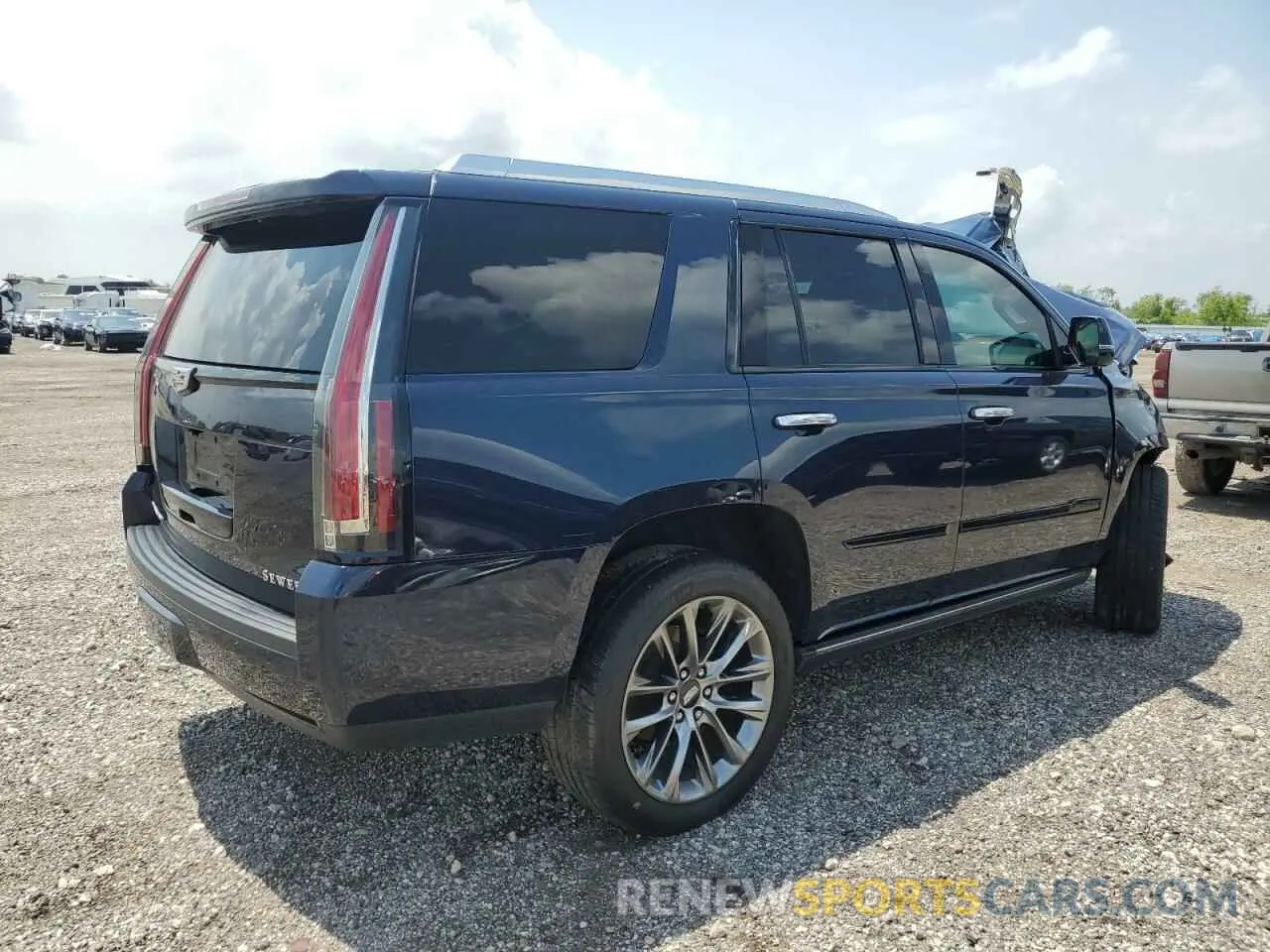 3 Photograph of a damaged car 1GYS4CKJ1KR232720 CADILLAC ESCALADE 2019