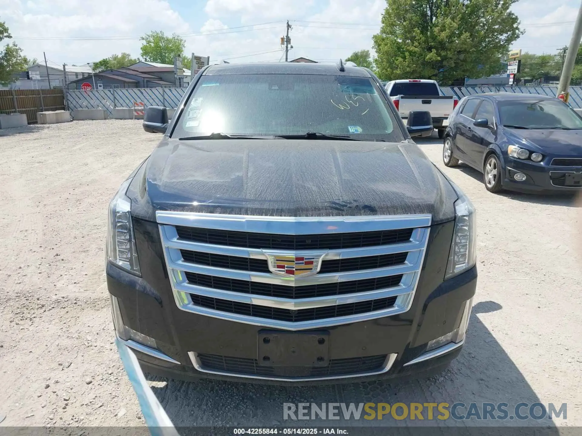 11 Photograph of a damaged car 1GYS4CKJ3KR234145 CADILLAC ESCALADE 2019