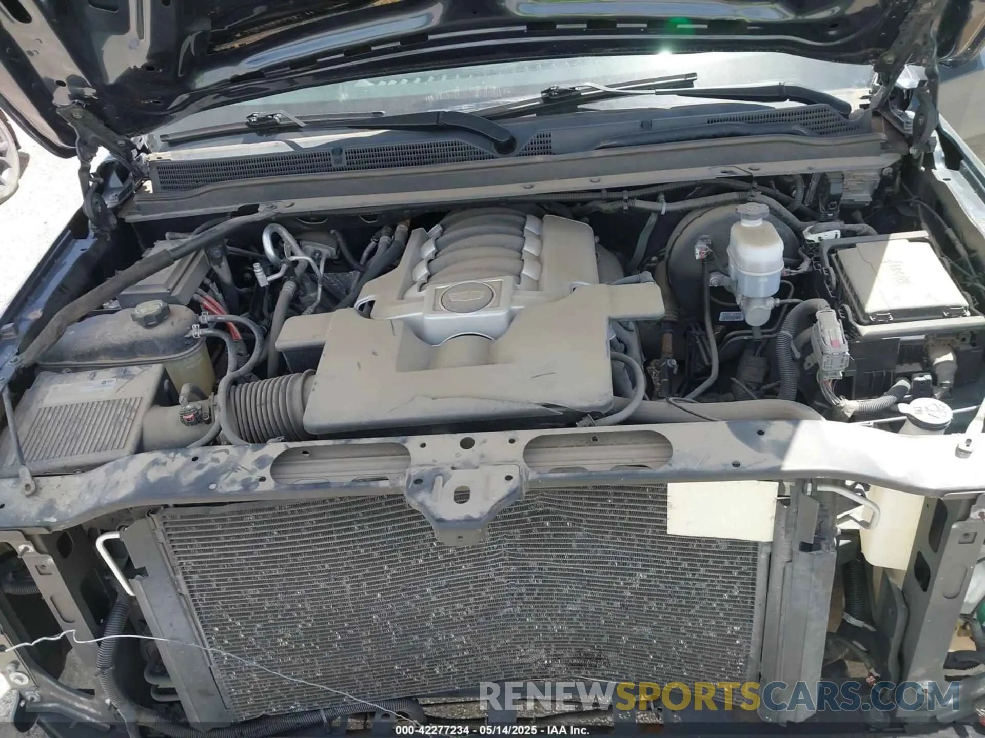 10 Photograph of a damaged car 1GYS4CKJ8KR132419 CADILLAC ESCALADE 2019