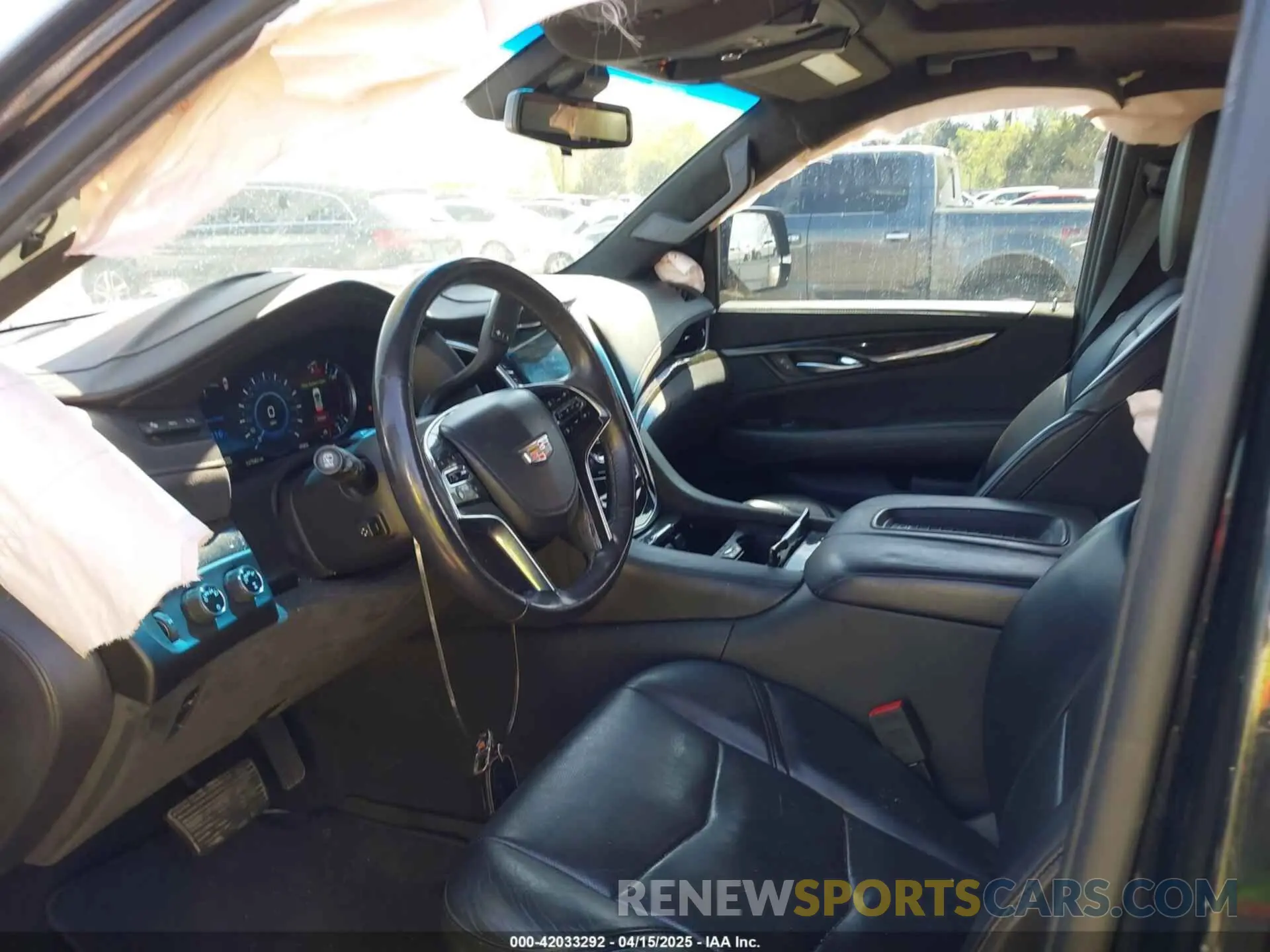 5 Photograph of a damaged car 1GYS4DKJ5KR307487 CADILLAC ESCALADE 2019