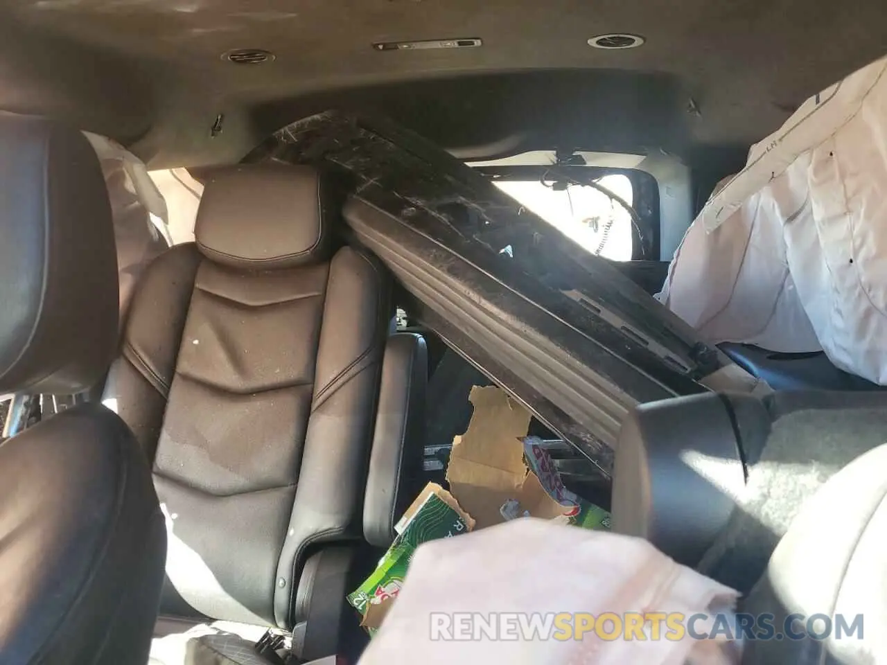 10 Photograph of a damaged car 1GYS4DKJ6KR155879 CADILLAC ESCALADE 2019