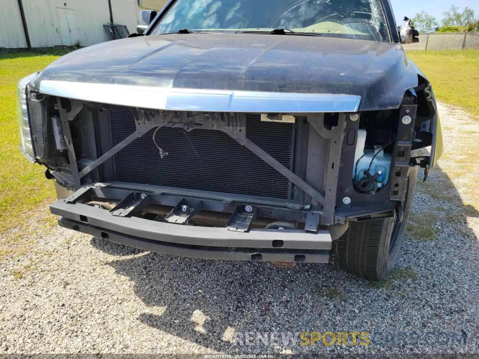 6 Photograph of a damaged car 1GYS4DKJ9KR138333 CADILLAC ESCALADE 2019