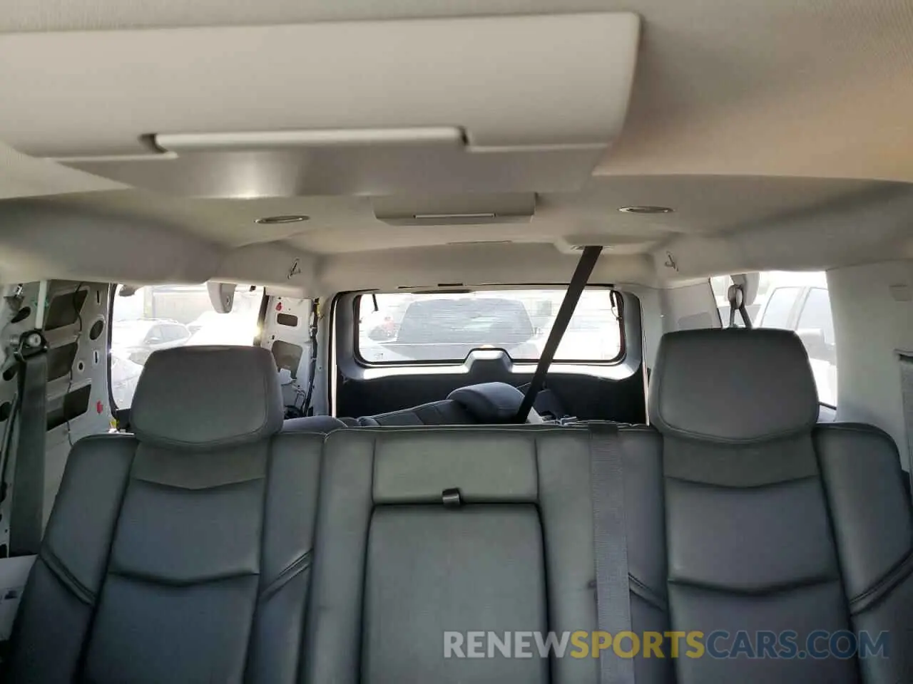 10 Photograph of a damaged car 1GYS4HKJ0KR329842 CADILLAC ESCALADE 2019